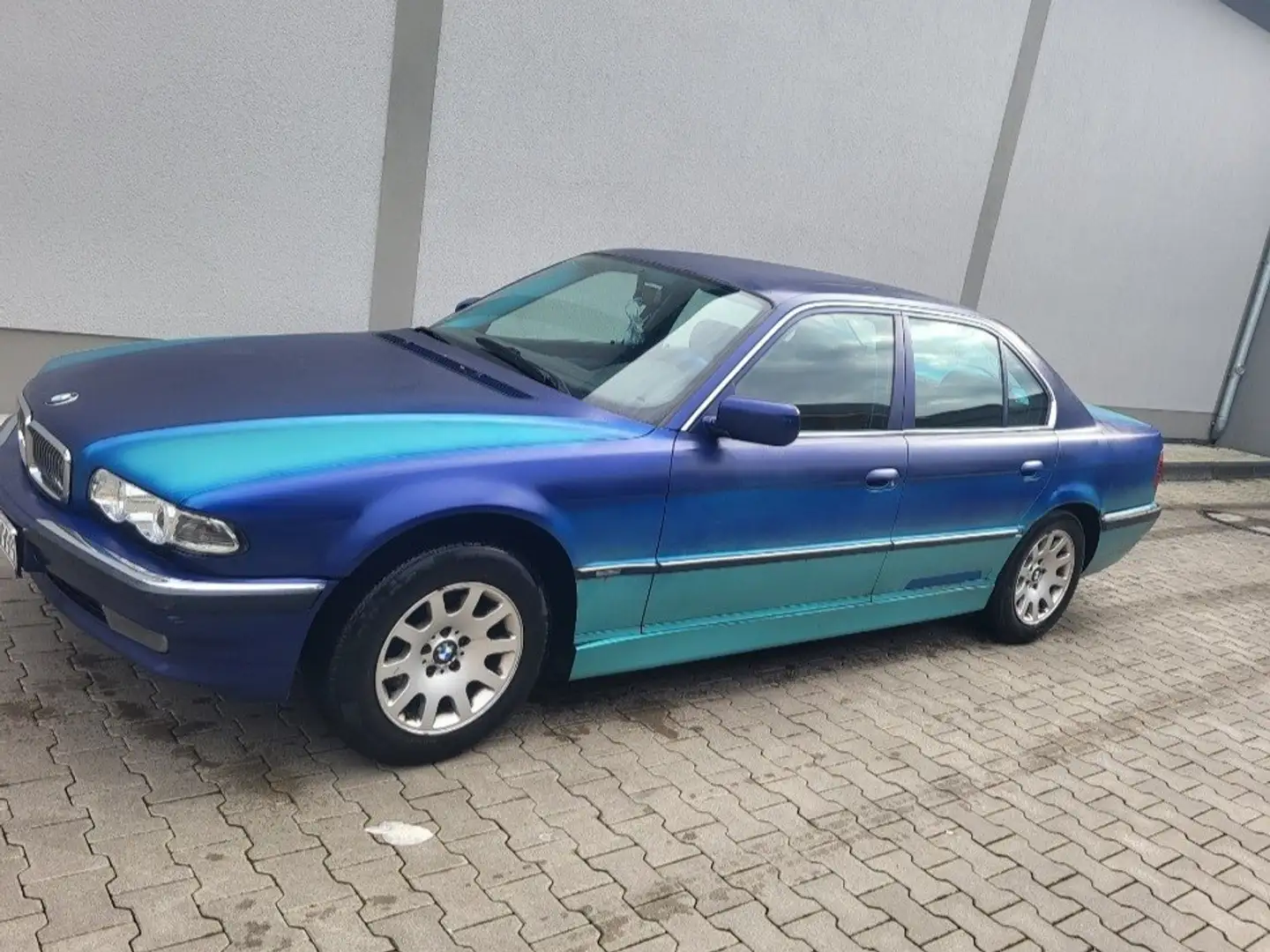 BMW 728 728i Blue - 1