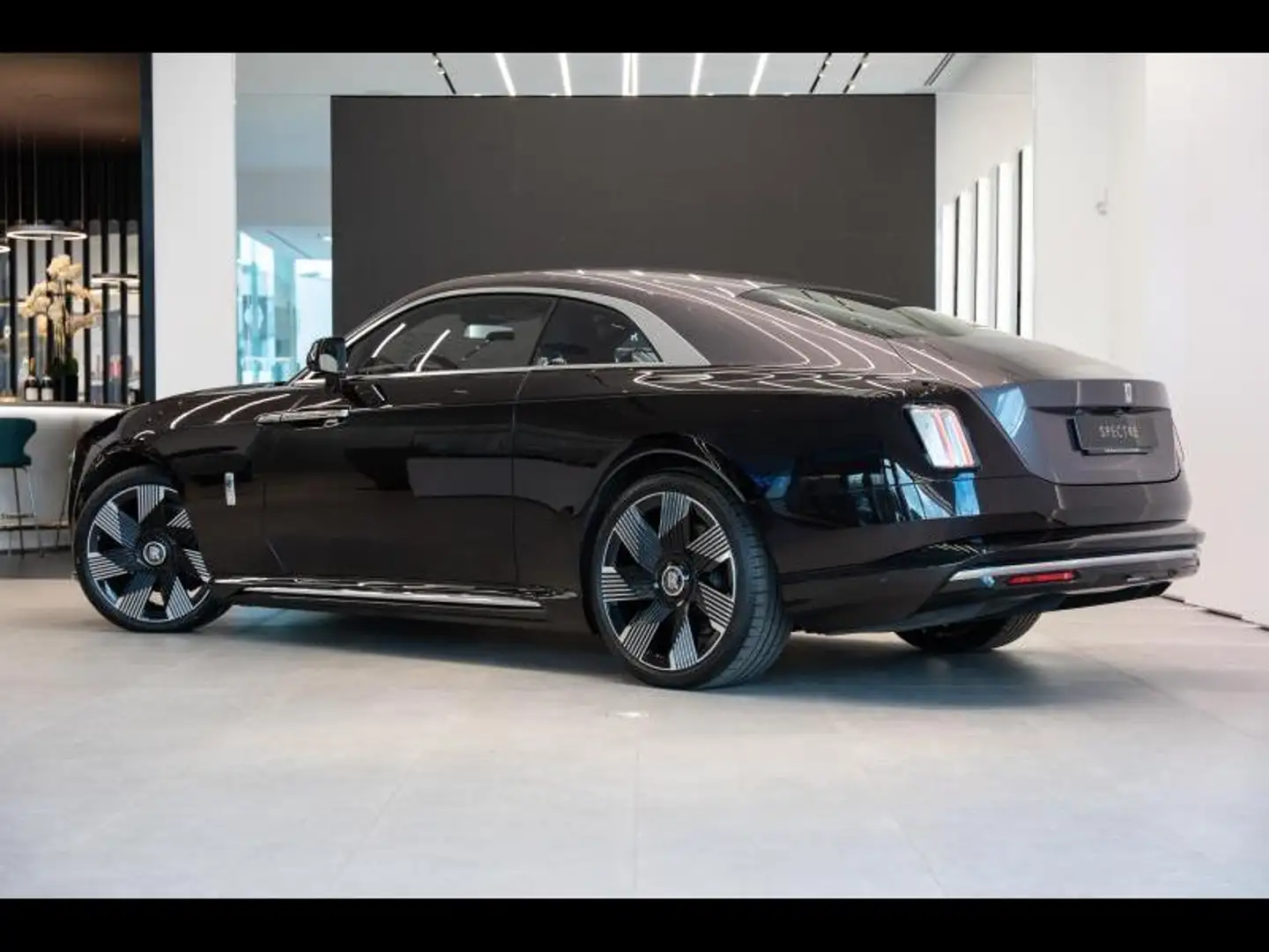 Rolls-Royce Spectre Provenance 2 Year Warranty &  Service Rolls-Royce Красный - 2