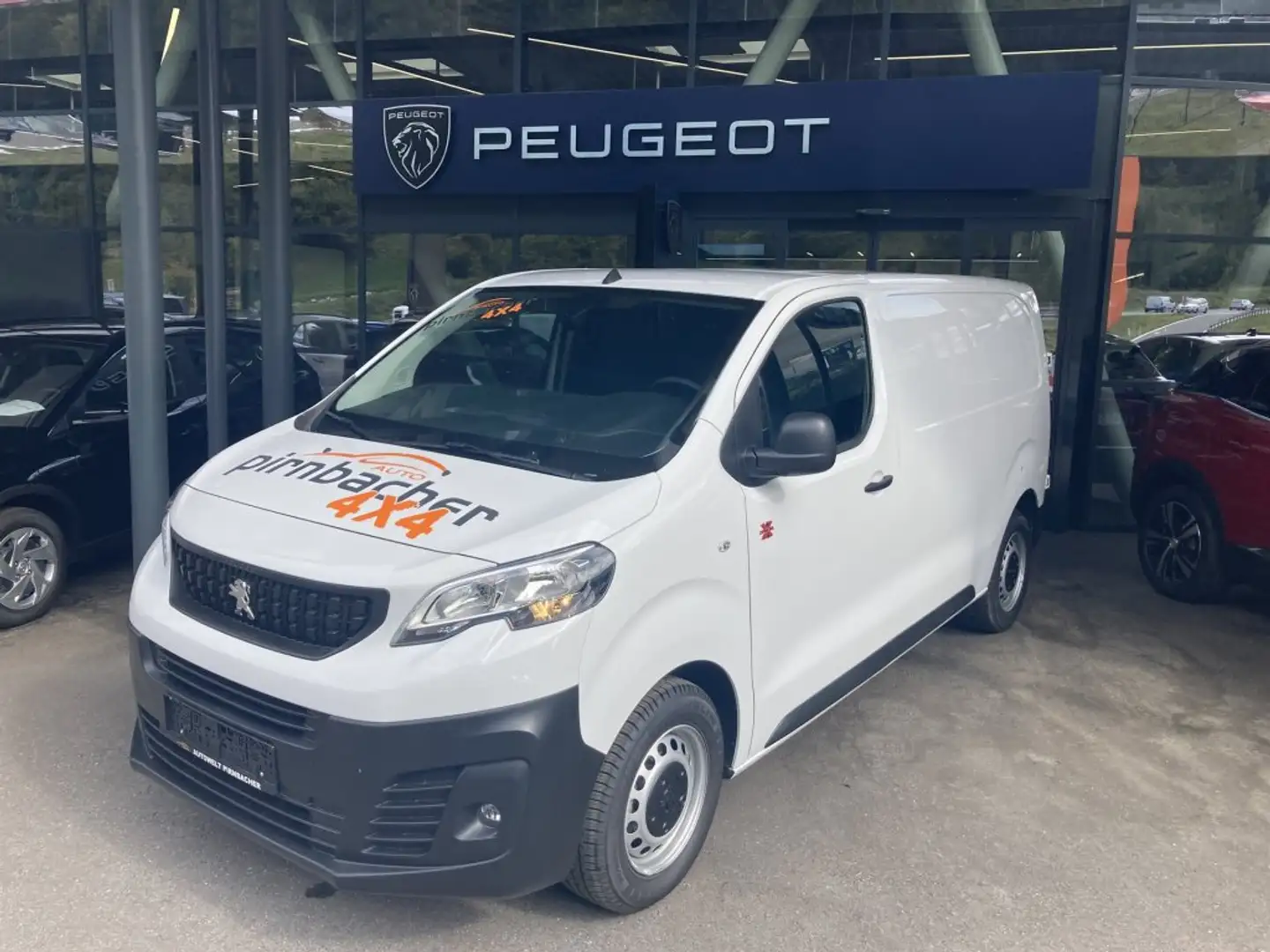 Peugeot Expert 4x4 L2 BlueHDi 145 S&S 6-Gang 4x4 Dangel Weiß - 1