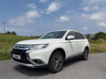220DI-D Motion 2WD 7pl.