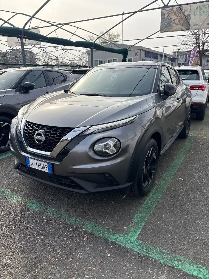 Nissan Juke 1.0 DIG-T N-Connecta Grigio - 2