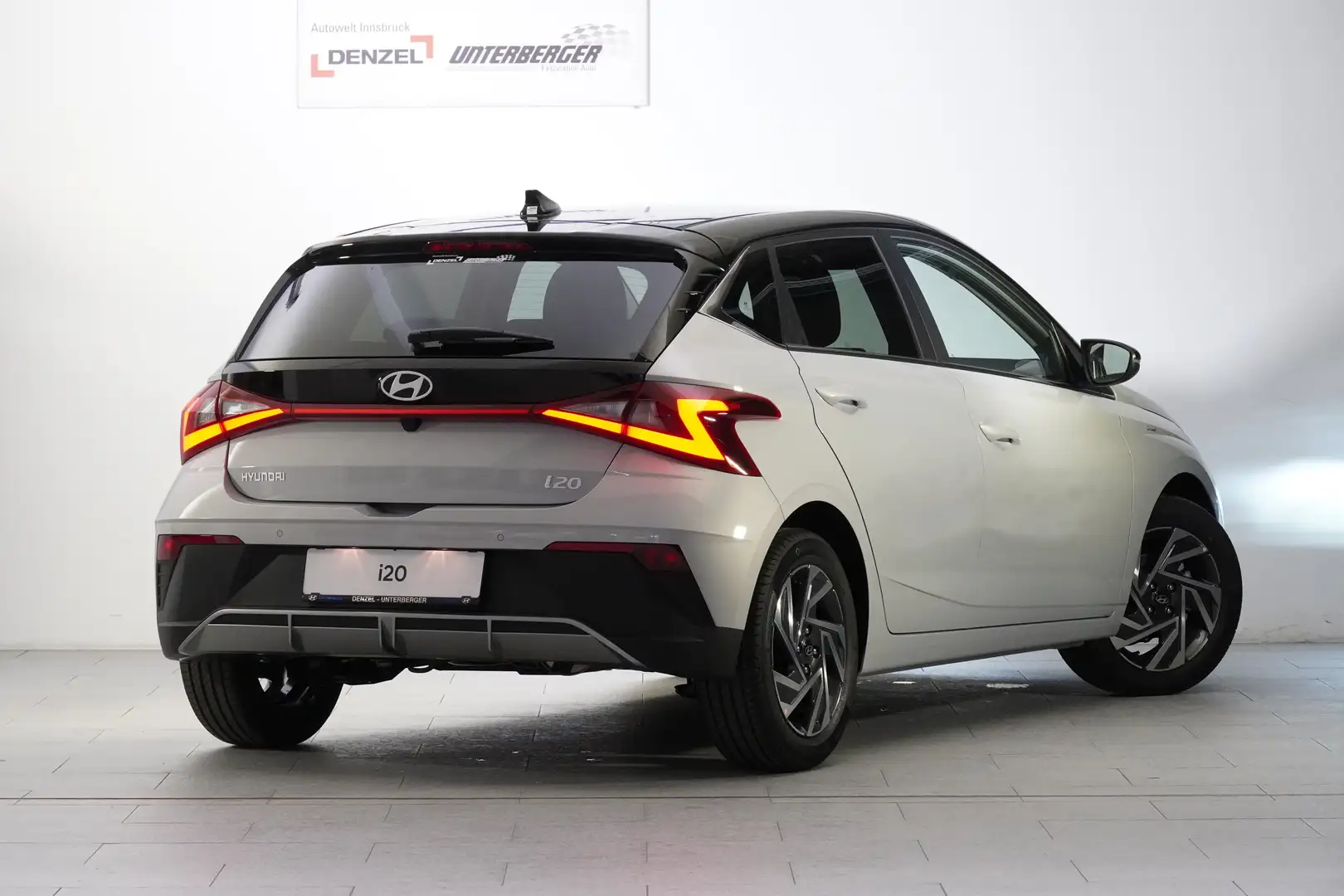 Hyundai i20 i20  GO 1.0 T-GDI abz. Superbonus Grau - 2