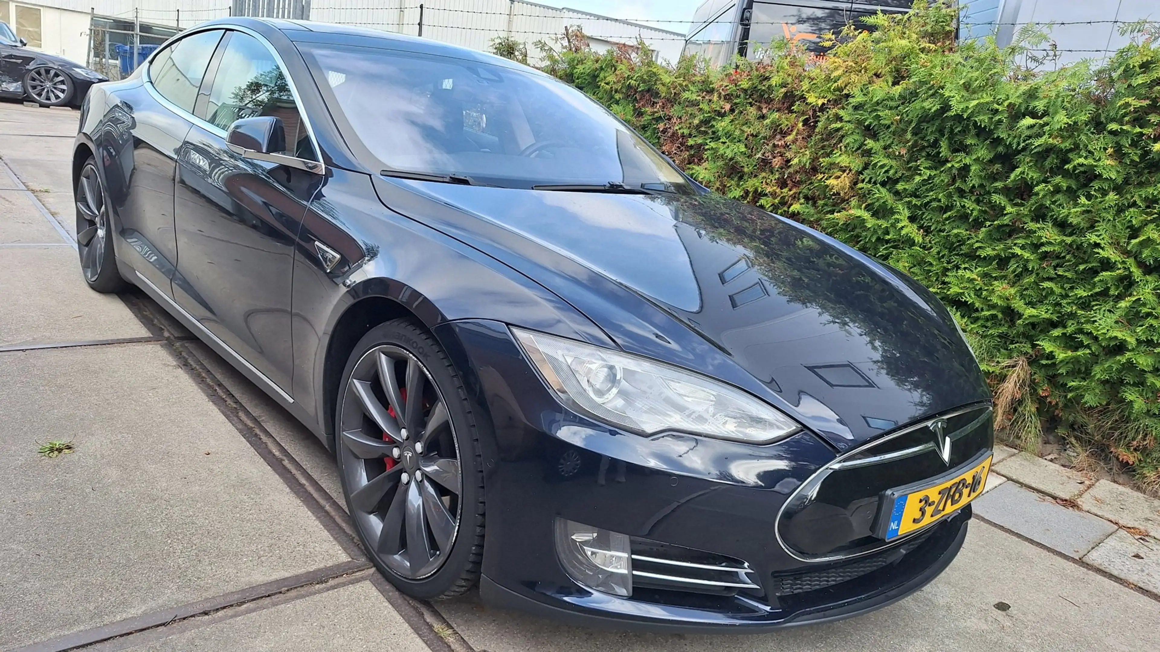 Tesla Model S 85 Performance Free supercharge Levenslang — photo 4