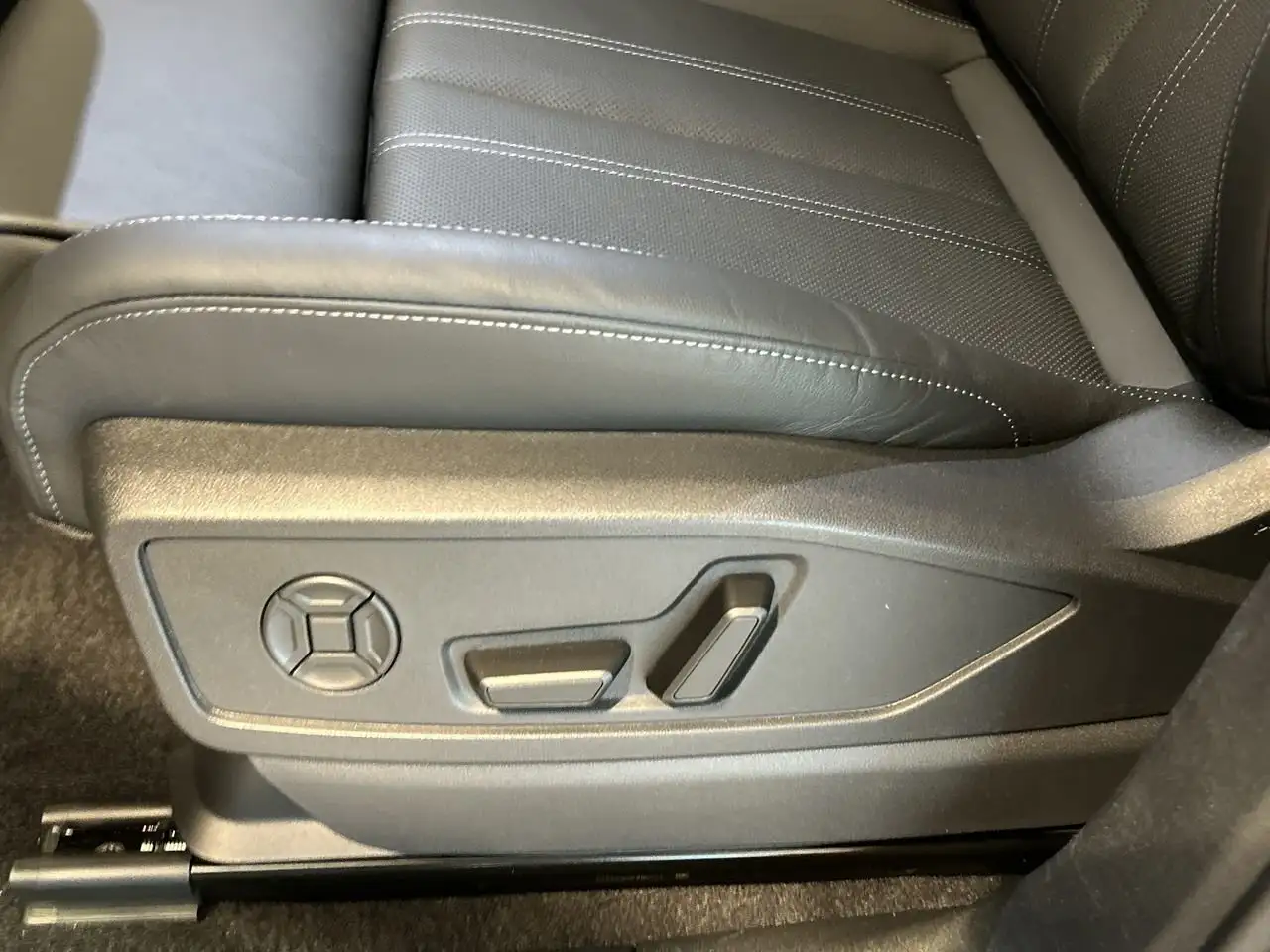 Audi Q5 снимка Audi Q5