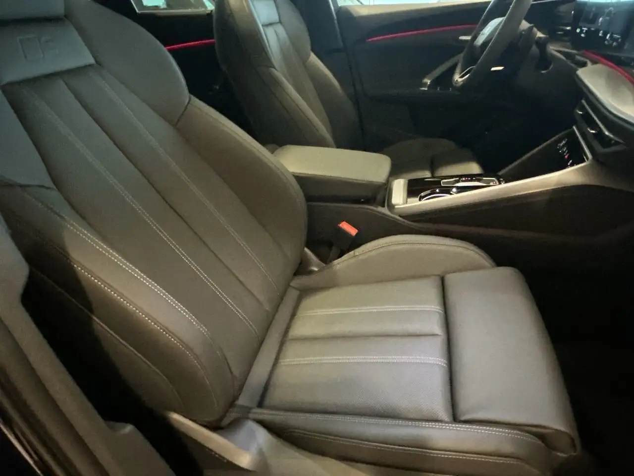Audi Q5 снимка Audi Q5