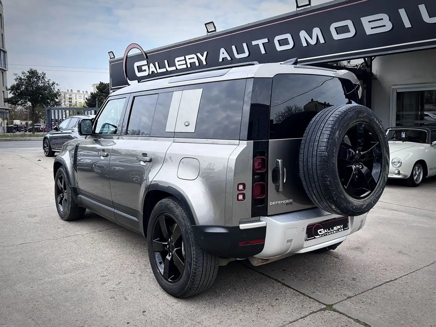 Land Rover Defender 110 2.0 P400E X-DYNAMIC HSE - 2