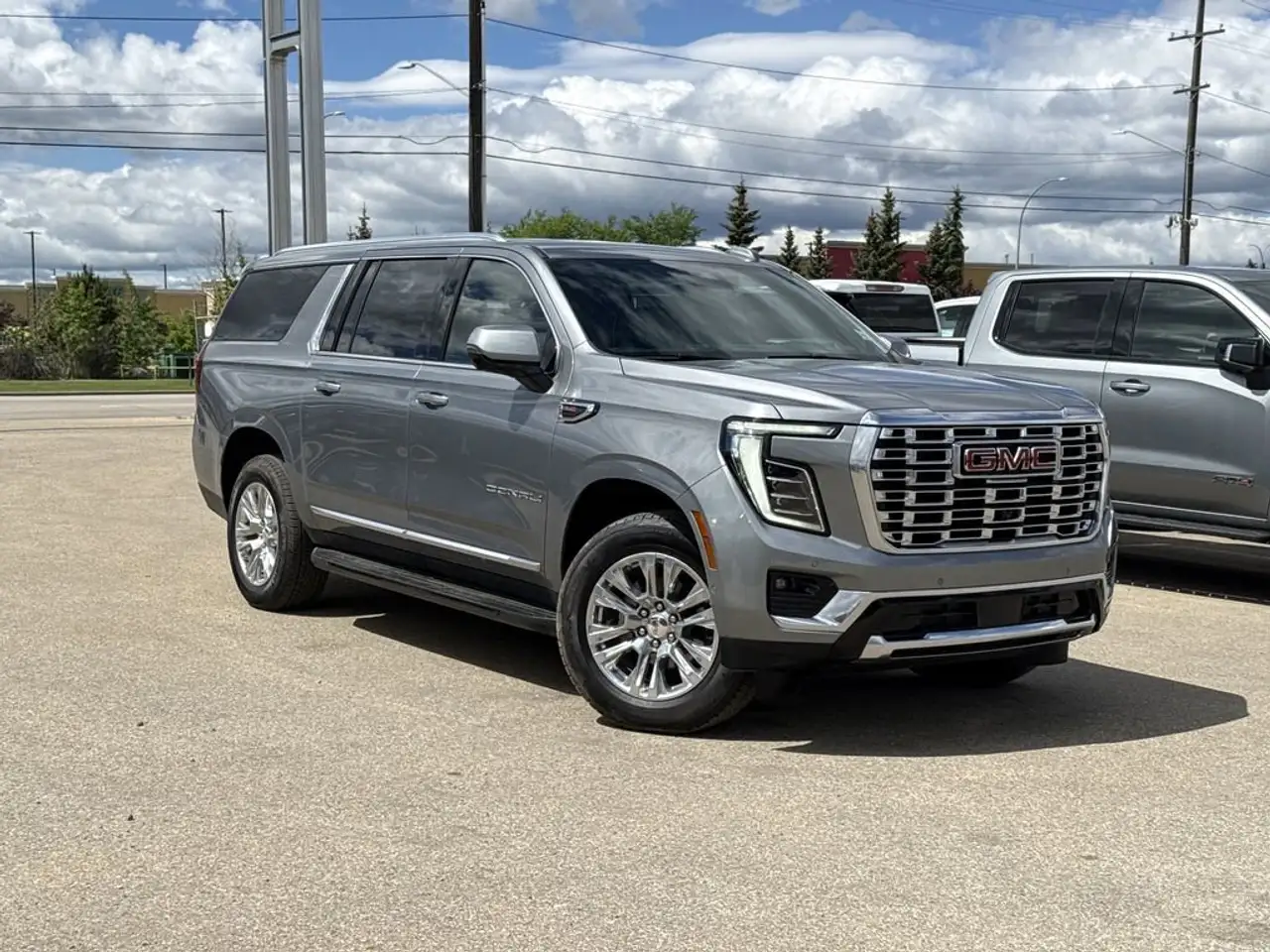 GMC Yukon снимка GMC Yukon