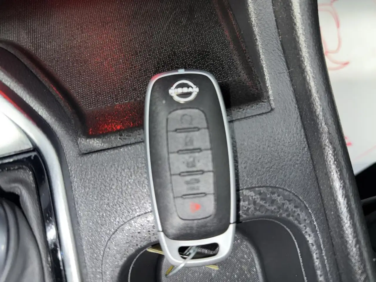 Nissan Sentra снимка Nissan Sentra