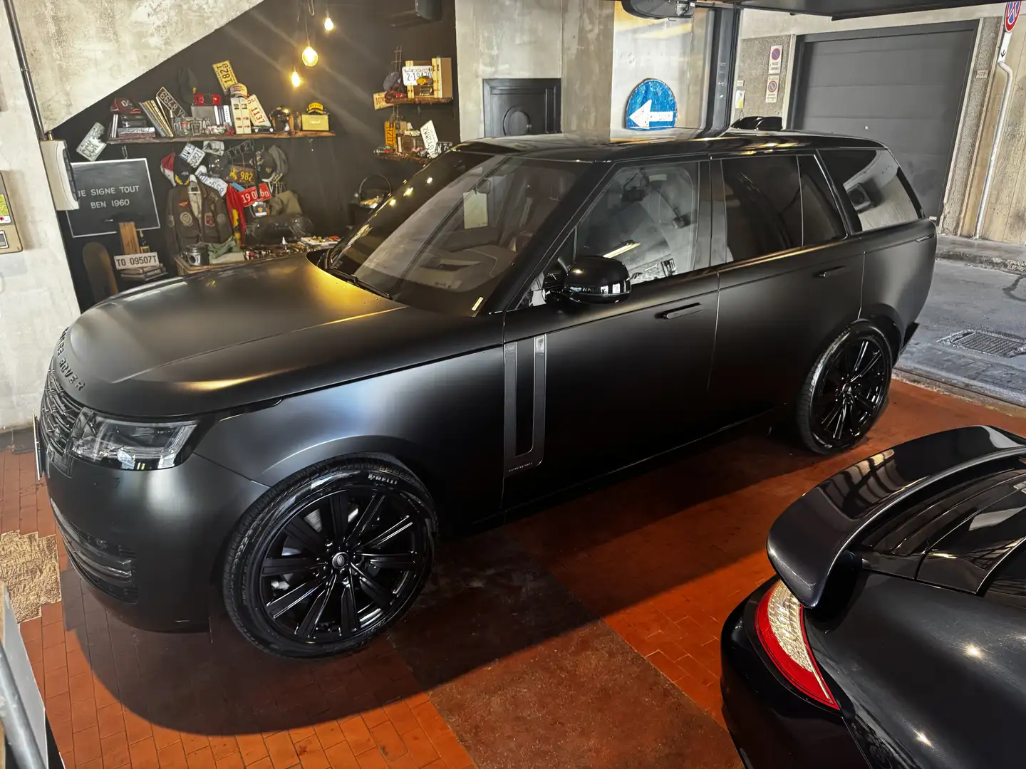 Land Rover Range Rover 3.0d i6 mhev Autobiography awd 350cv auto - 1