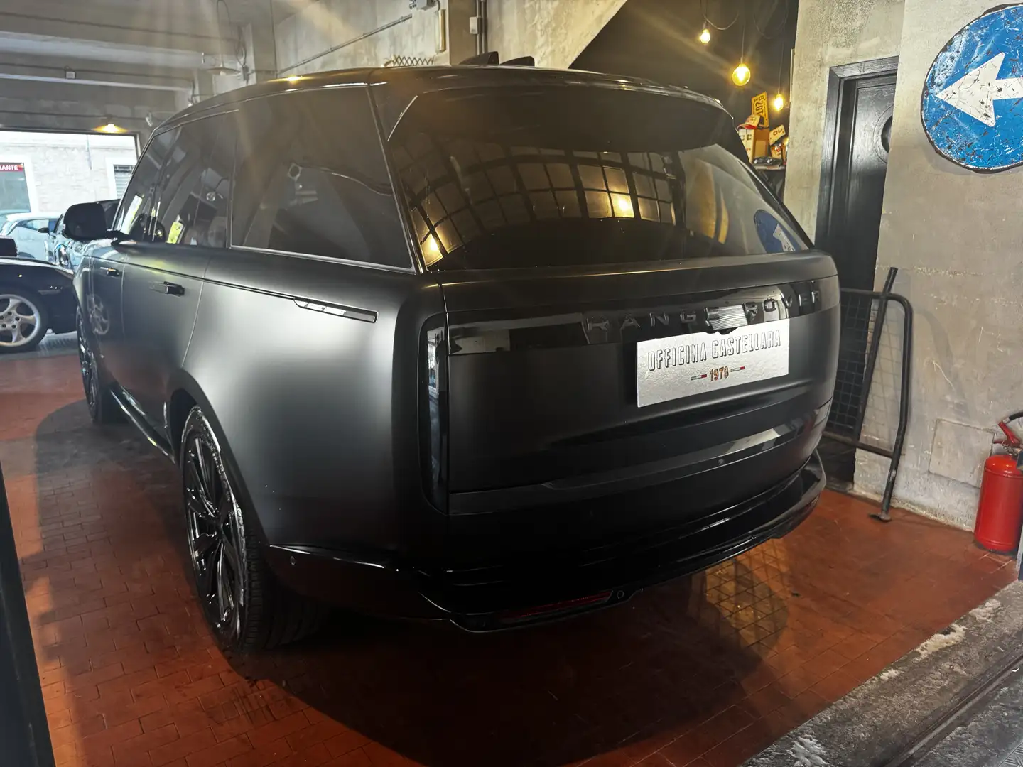 Land Rover Range Rover 3.0d i6 mhev Autobiography awd 350cv auto - 2