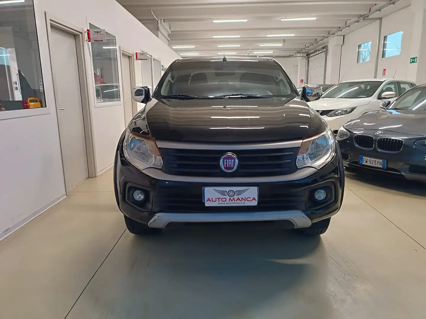 Fiat Fullback Fullback 2.4 doppia cabina LX 4wd 180cv auto Negro - 2