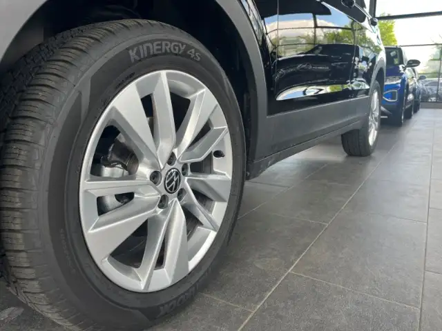 Volkswagen T-Cross view 7