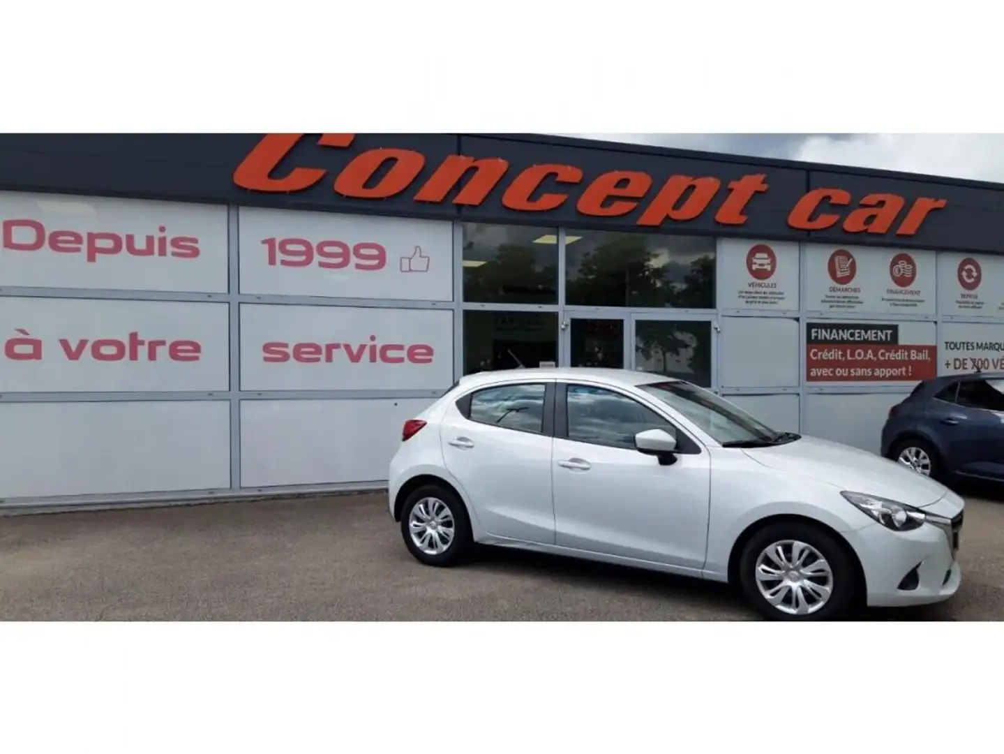 Mazda 2 1.5 Skyactiv 75cv - 1