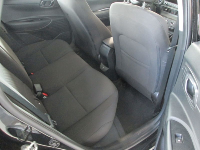 Hyundai i20 Trend Navi Kamera Shz Android Apple CarPlay — photo 9
