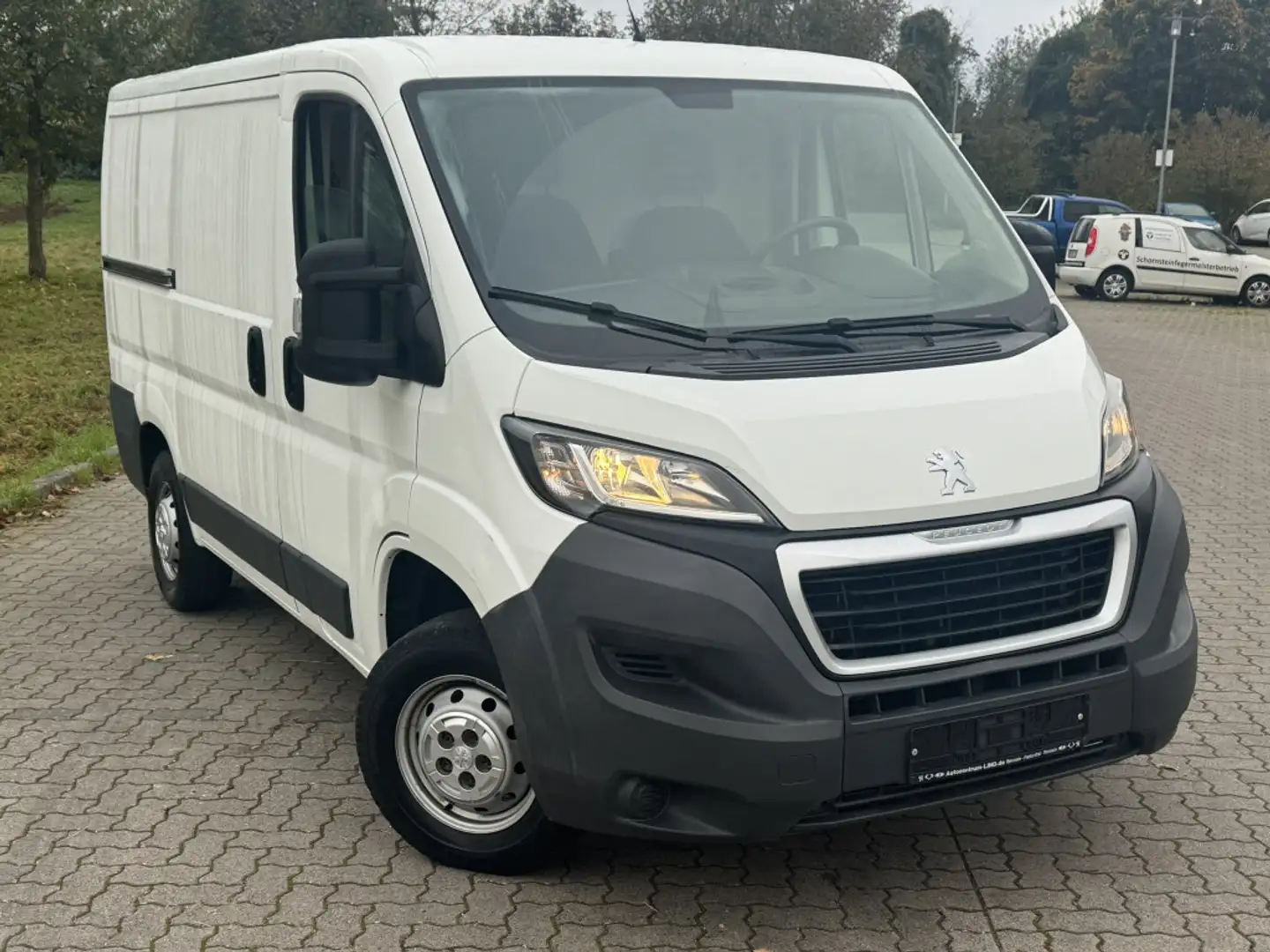 Peugeot Boxer 328 L1H1 Komfort BlueHDi 110 MOTORSCHADEN - 2