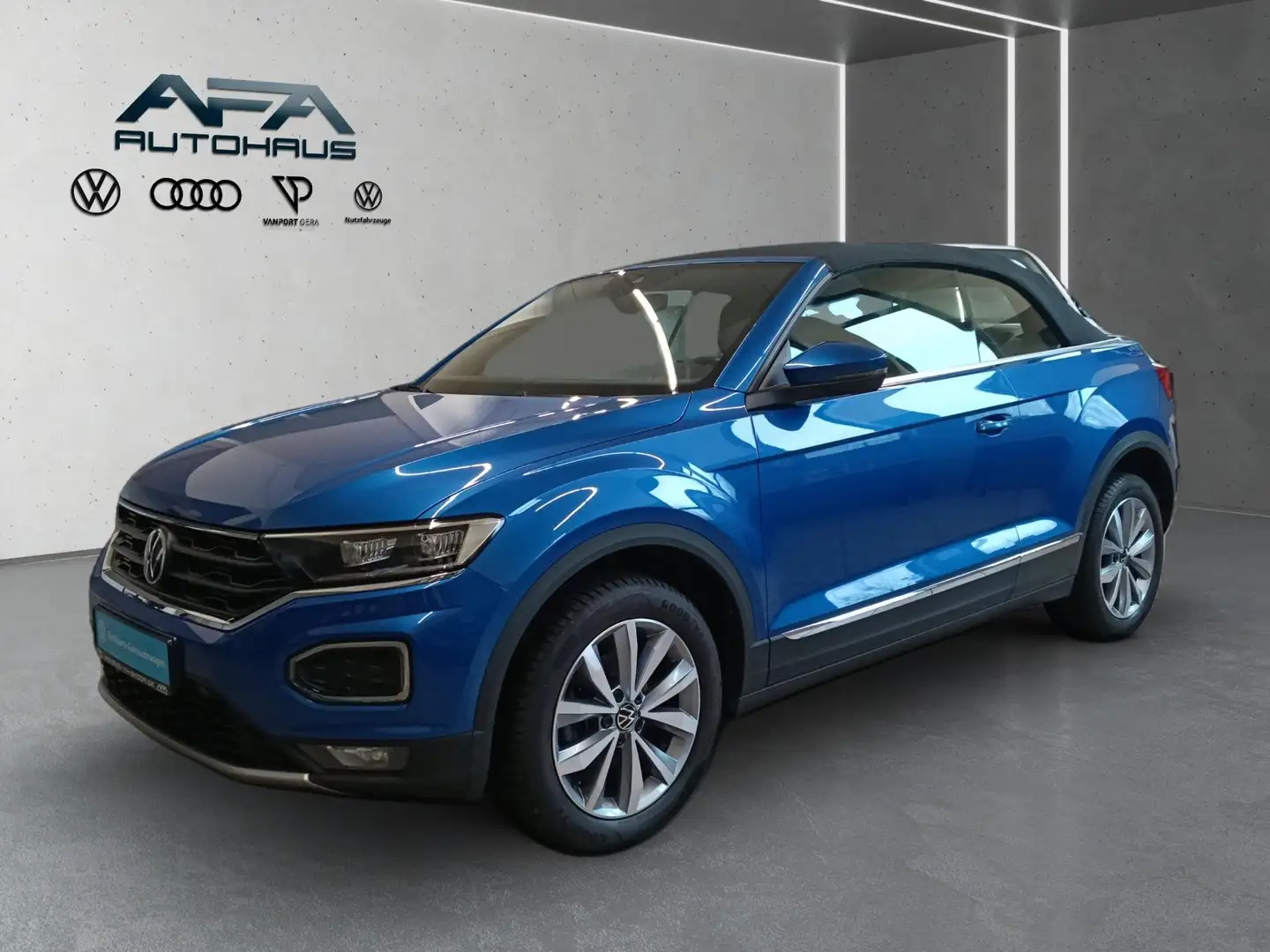 Volkswagen T-Roc Cabriolet 1.5 TSI STYLE DSG LED*NAV*ACC*17 Blau - 2