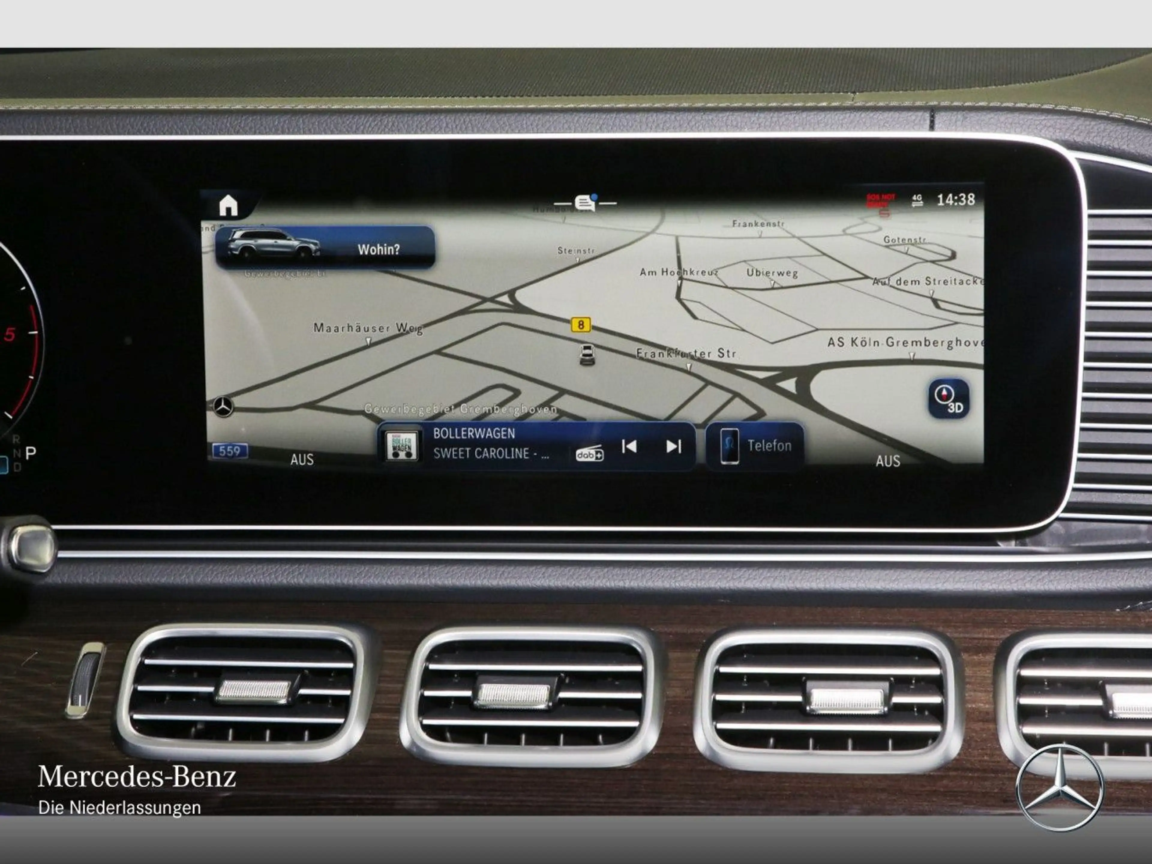 Mercedes-Benz GLS 350 d 4M AMG+PANO+360+AHK+MULTIBEAM+STHZG+HUD — photo 15
