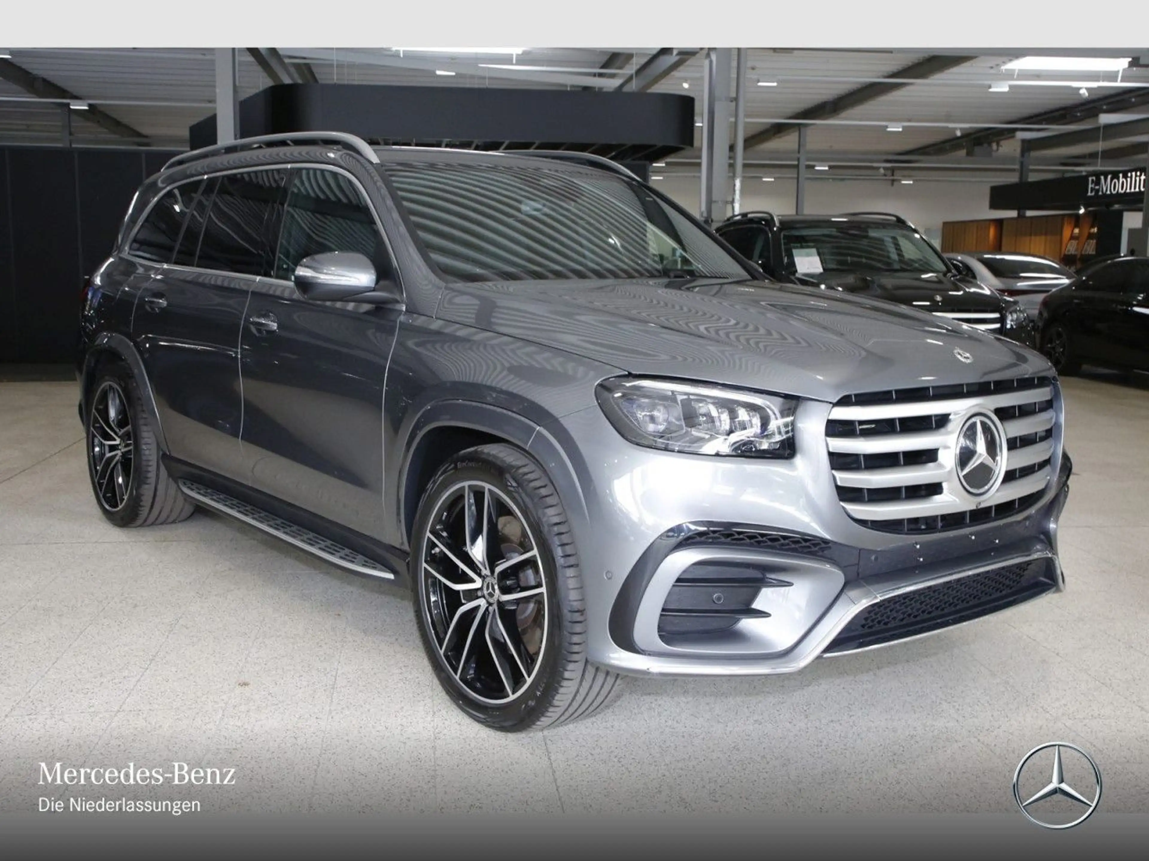 Mercedes-Benz GLS 350 d 4M AMG+PANO+360+AHK+MULTIBEAM+STHZG+HUD — photo 10