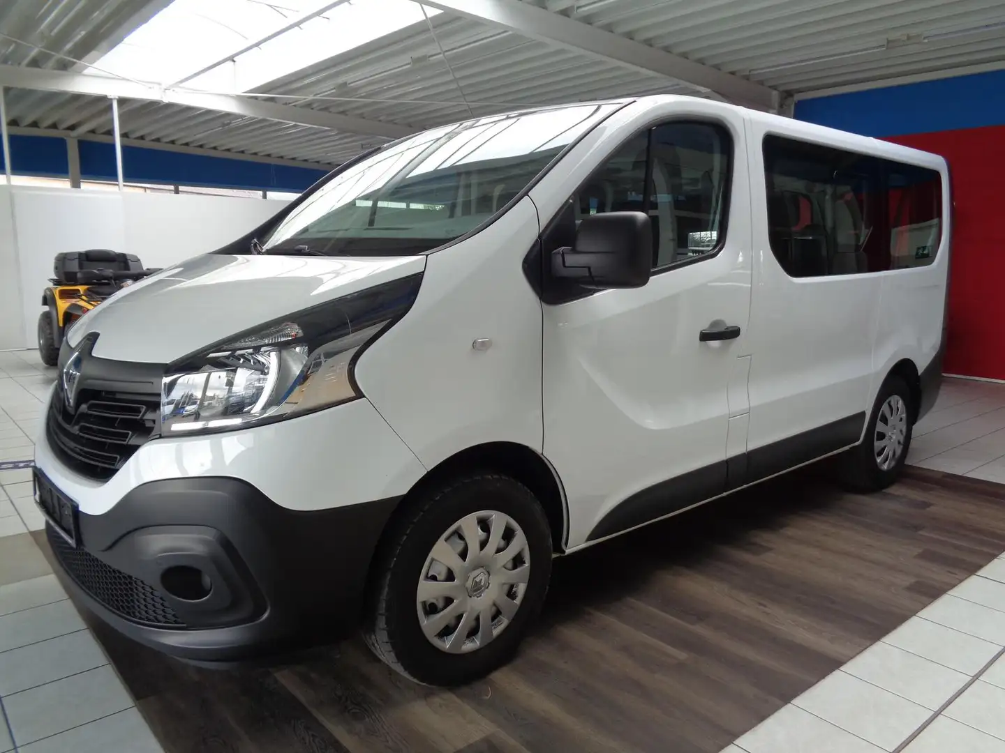 Renault Trafic L1 Combi.Expression 120,Klima,PDC.9-Sitze Weiß - 2