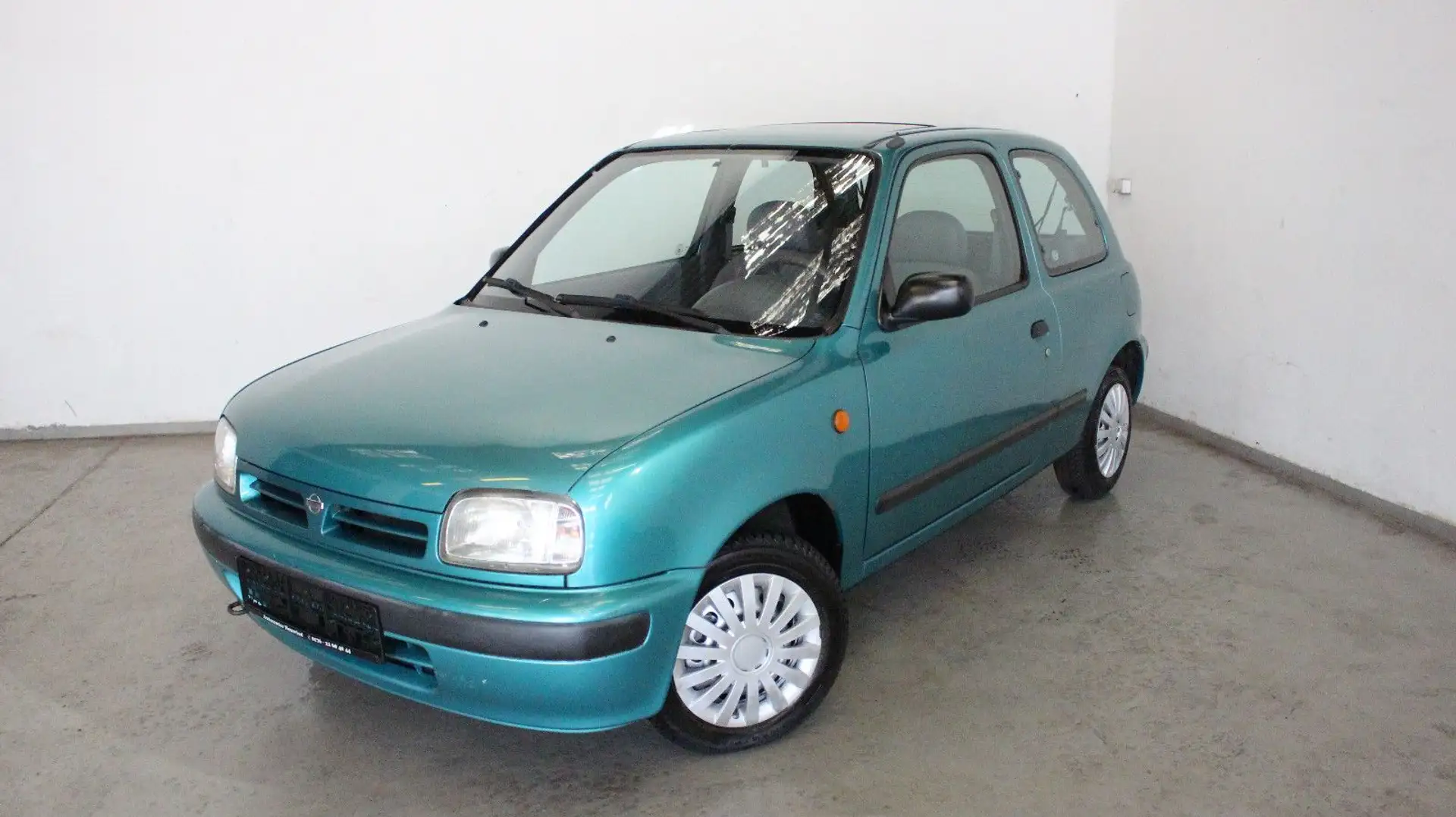 Nissan Micra TÜV+Inspektion neu Glasschiebedach, Grün - 1