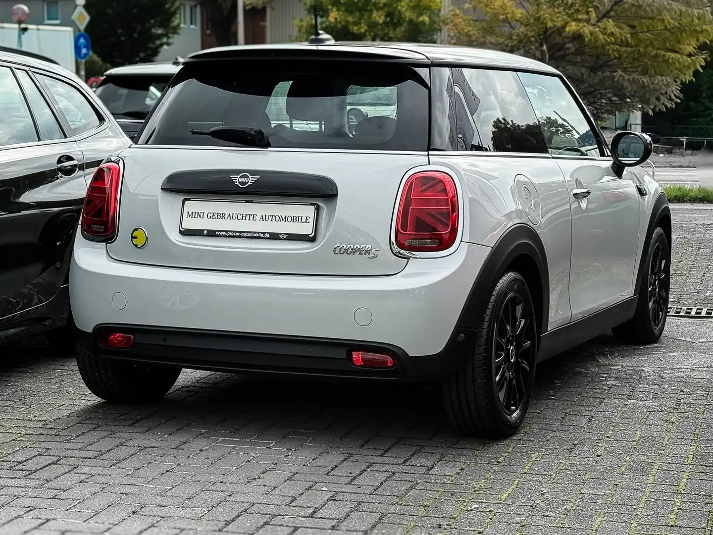 MINI Cooper SE Ambiente+Tempomat+Standheizung Grijs - 2