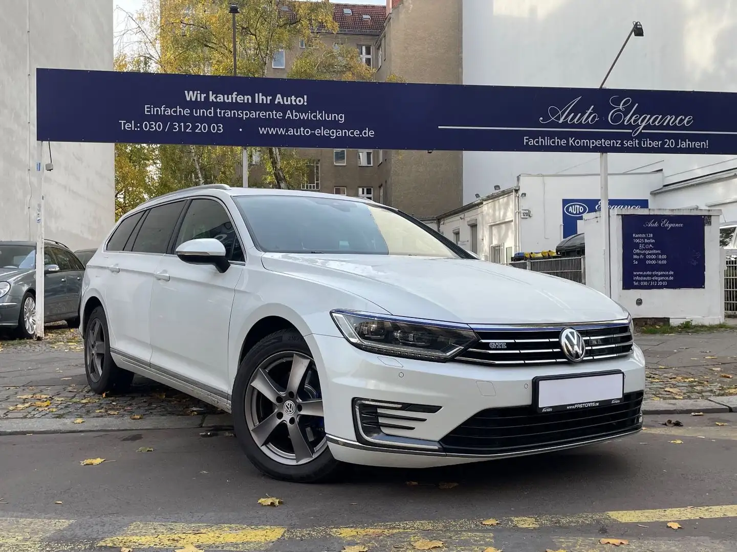 Volkswagen Passat Variant GTE ACC HUD PANO Navi AHK Massage Blanc - 1