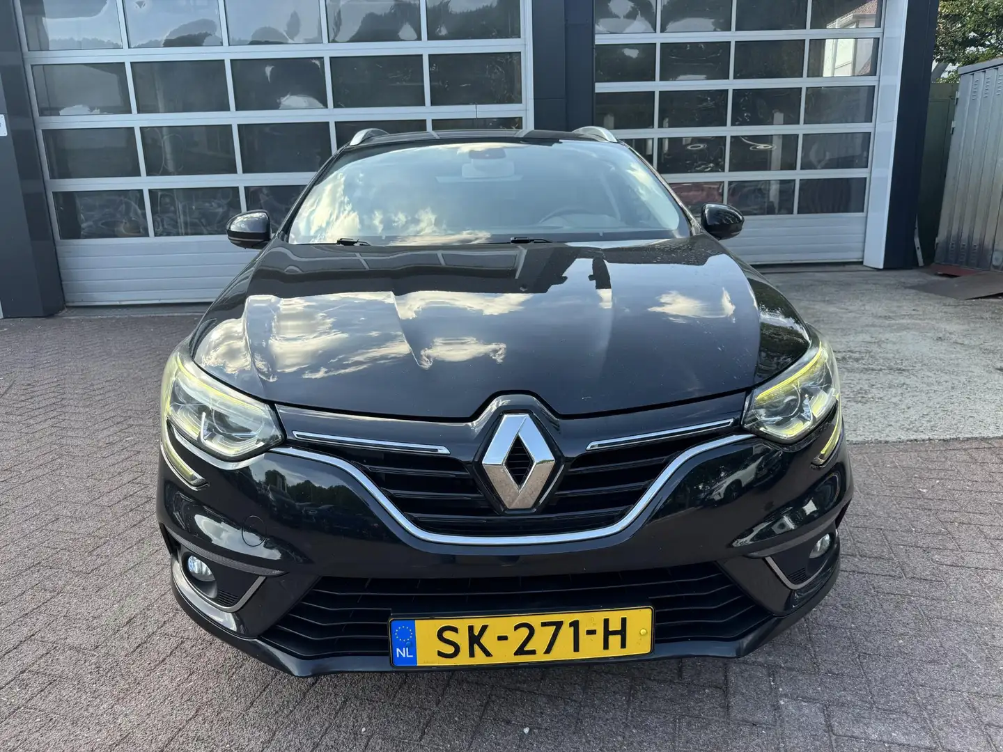 Renault Megane Estate 1.2 TCe Limited Noir - 2
