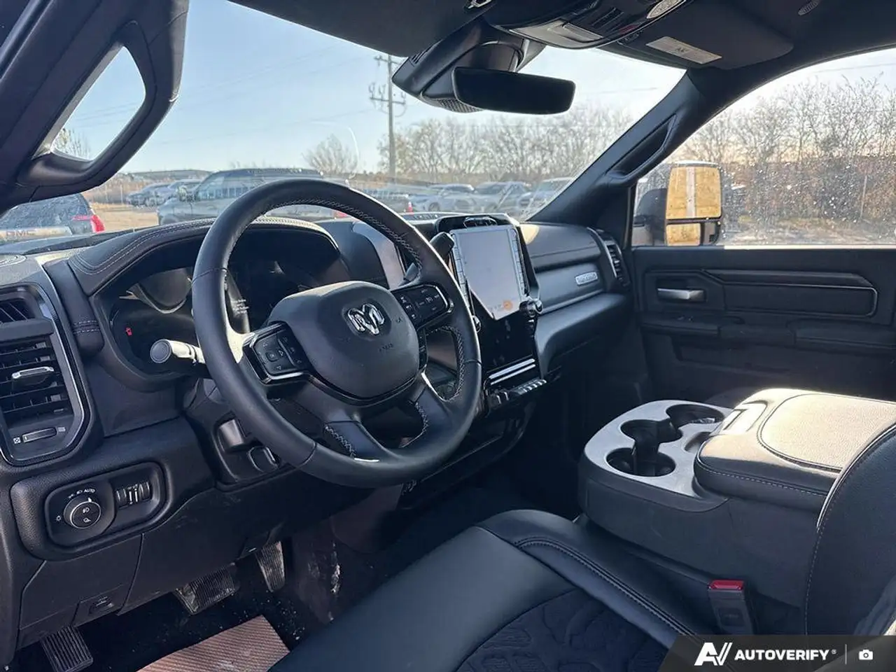 RAM 2500 снимка RAM 2500