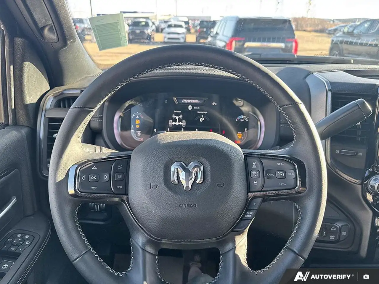 RAM 2500 снимка RAM 2500