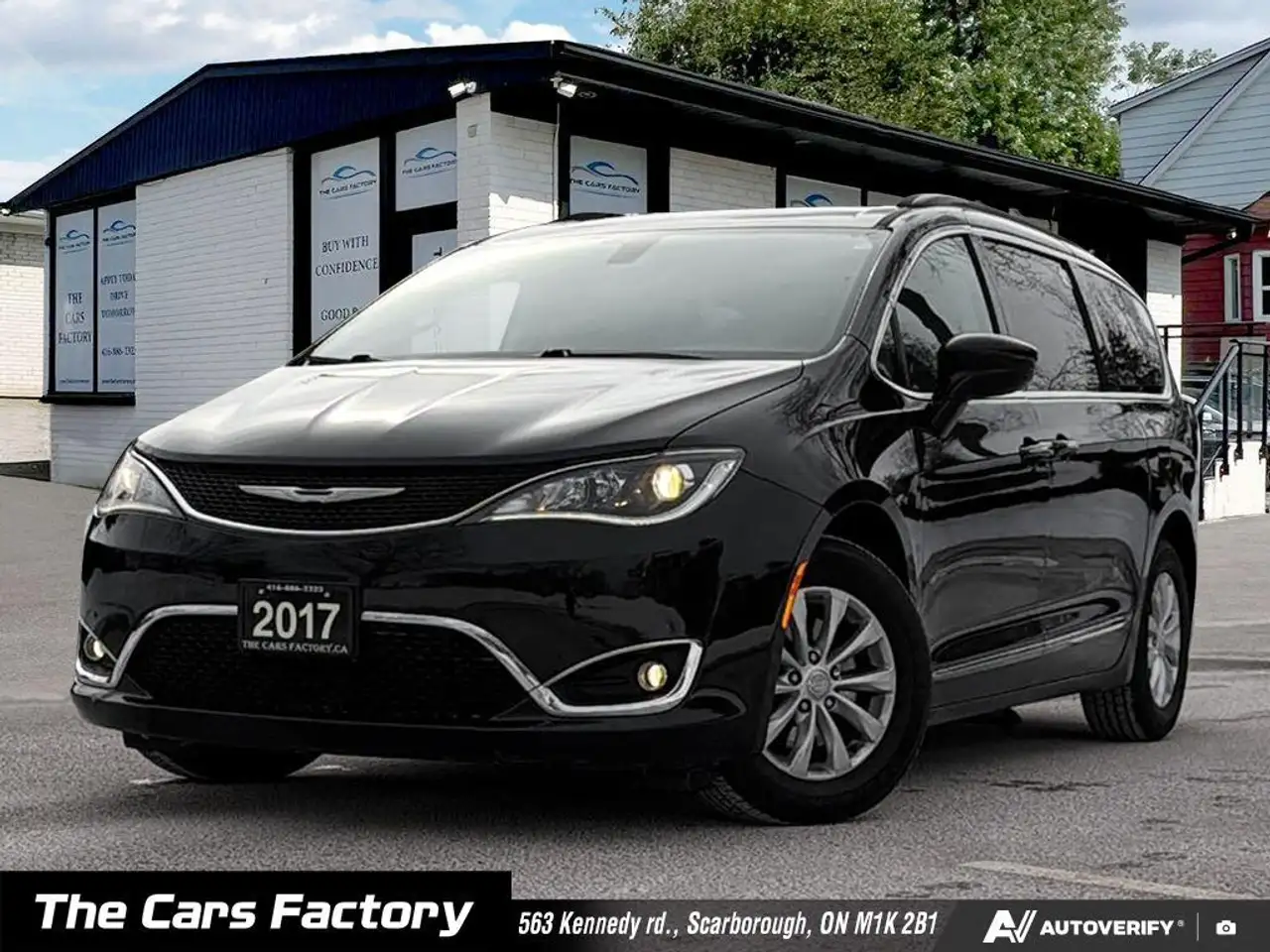 Chrysler Pacifica снимка Chrysler Pacifica