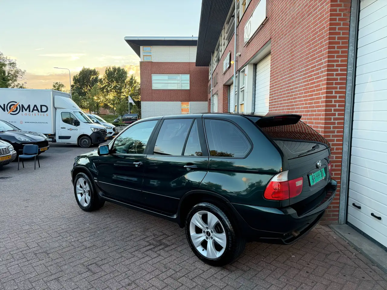 BMW X5 3.0i AUTOM/LEER/NAVI/CLIMA/19"VELG/NW APK/238 DKM !, foto 6