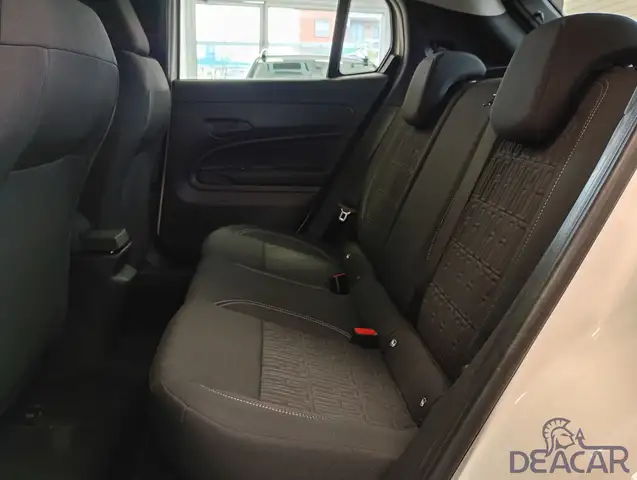 Fiat 600 view 11
