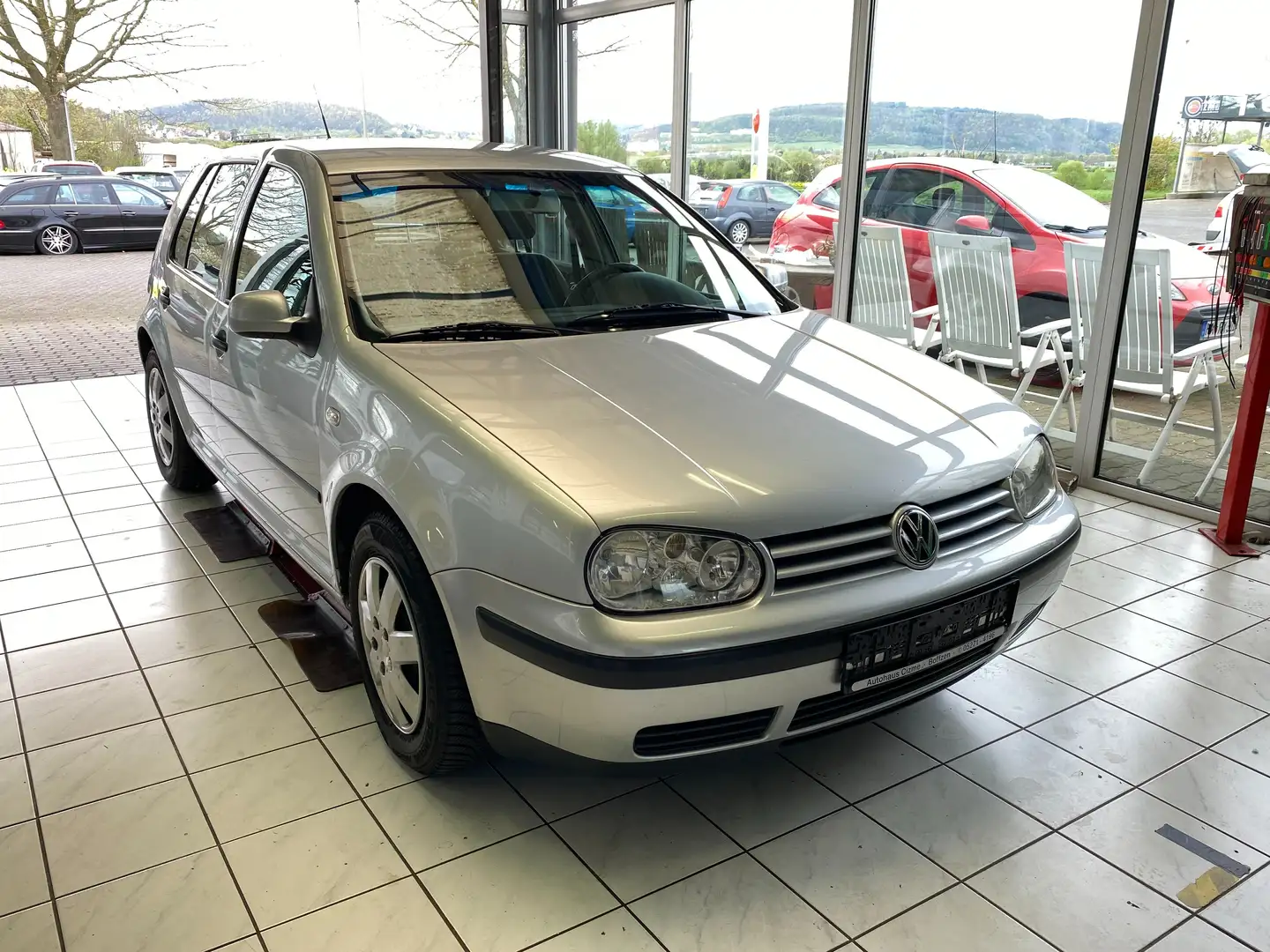 Volkswagen Golf 1.4 Comfortline,ATM,168750 km,TÜV/HU/AU NEU Silver - 2