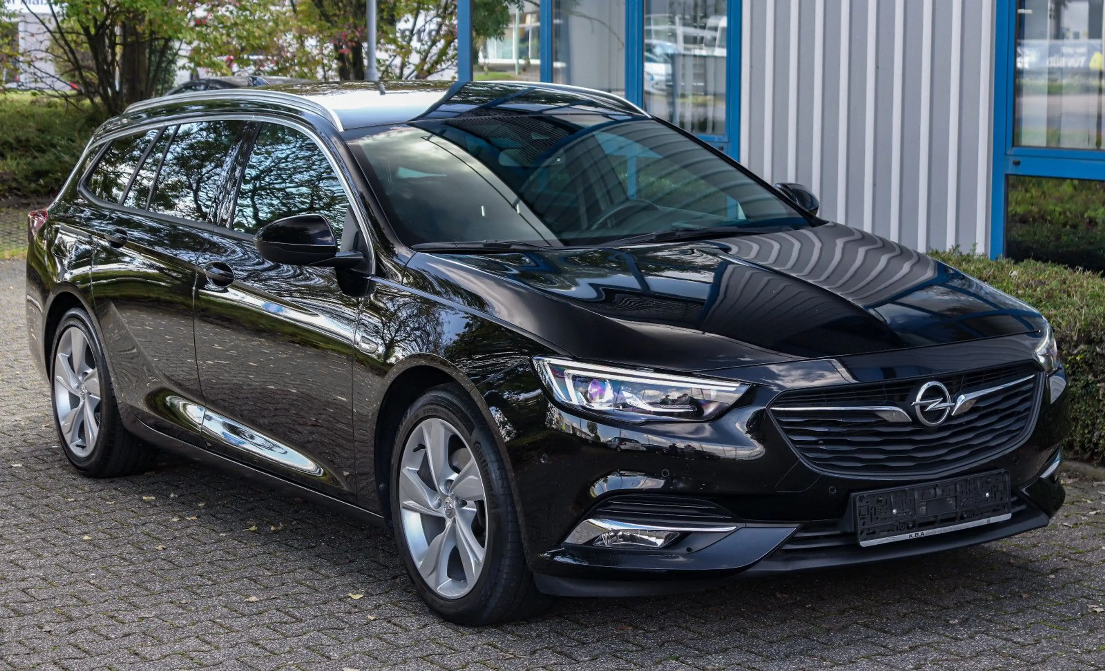 Opel Insignia Tourer*T.LEDER*LED*HUD*KAMERA*SPUR*TOT* — photo 3