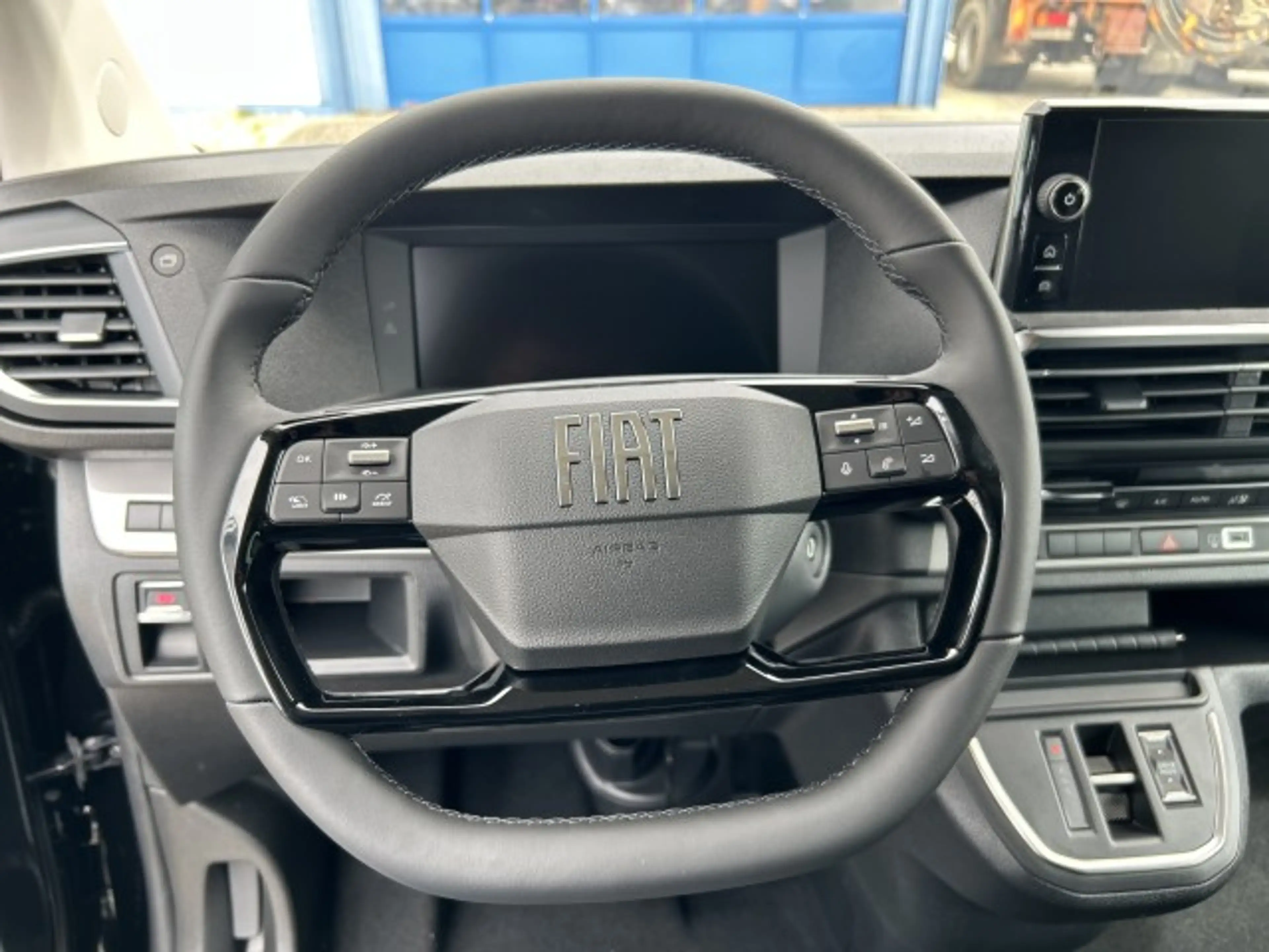 Fiat Ulysse KOMBI BASIS L2 180PS AT — photo 22