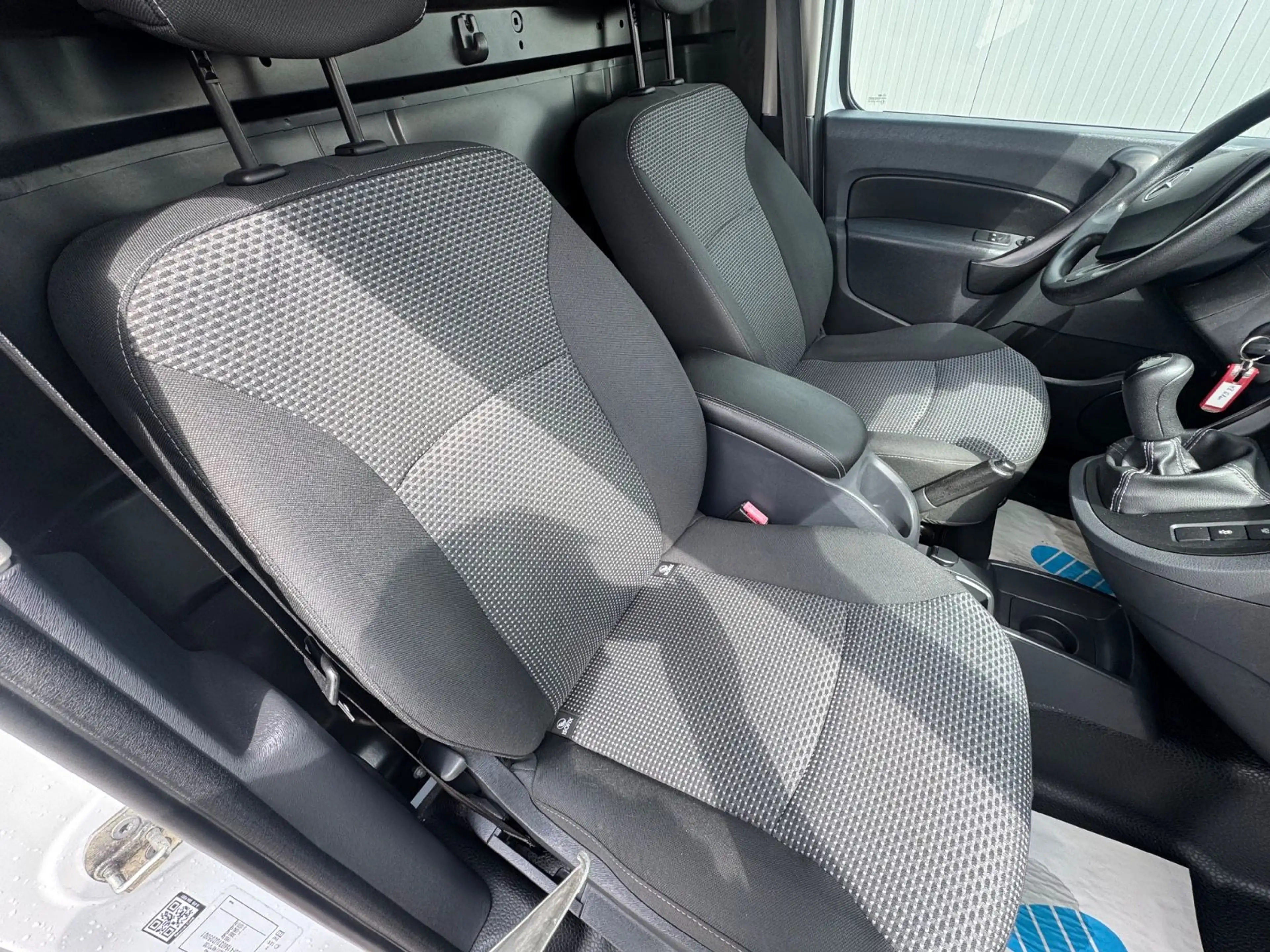Mercedes-Benz Citan 109 CDI Klima/Tel/Tempomat/Sitzheiz. — photo 7