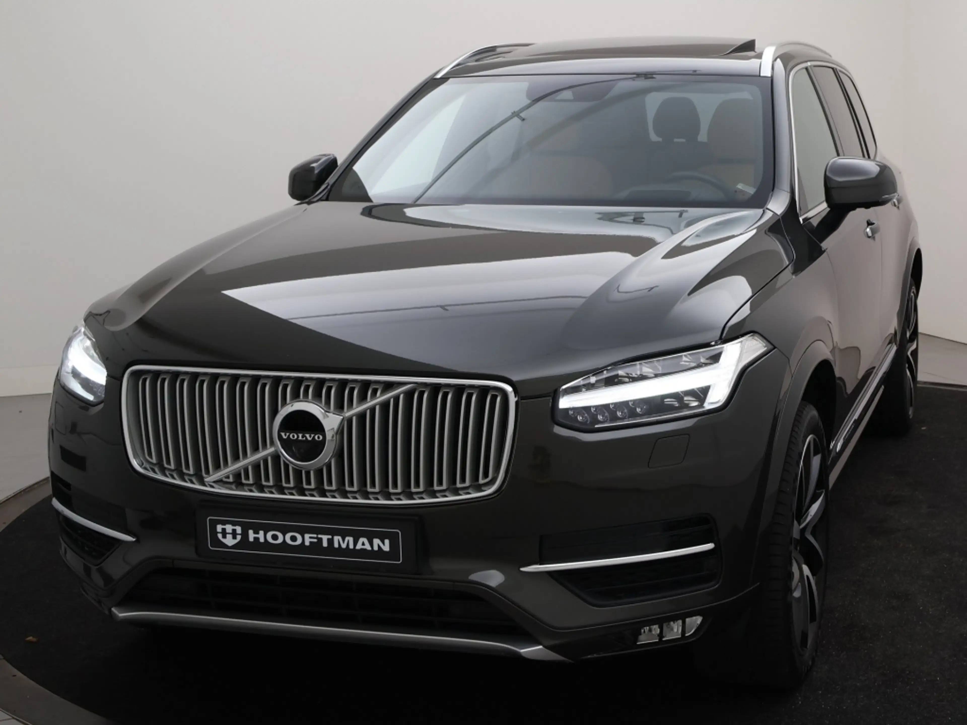 Volvo XC90 D5 AWD AUT(8) INSCRIPTION SCHUIFDAK MASSAGE HEAD-U — photo 6