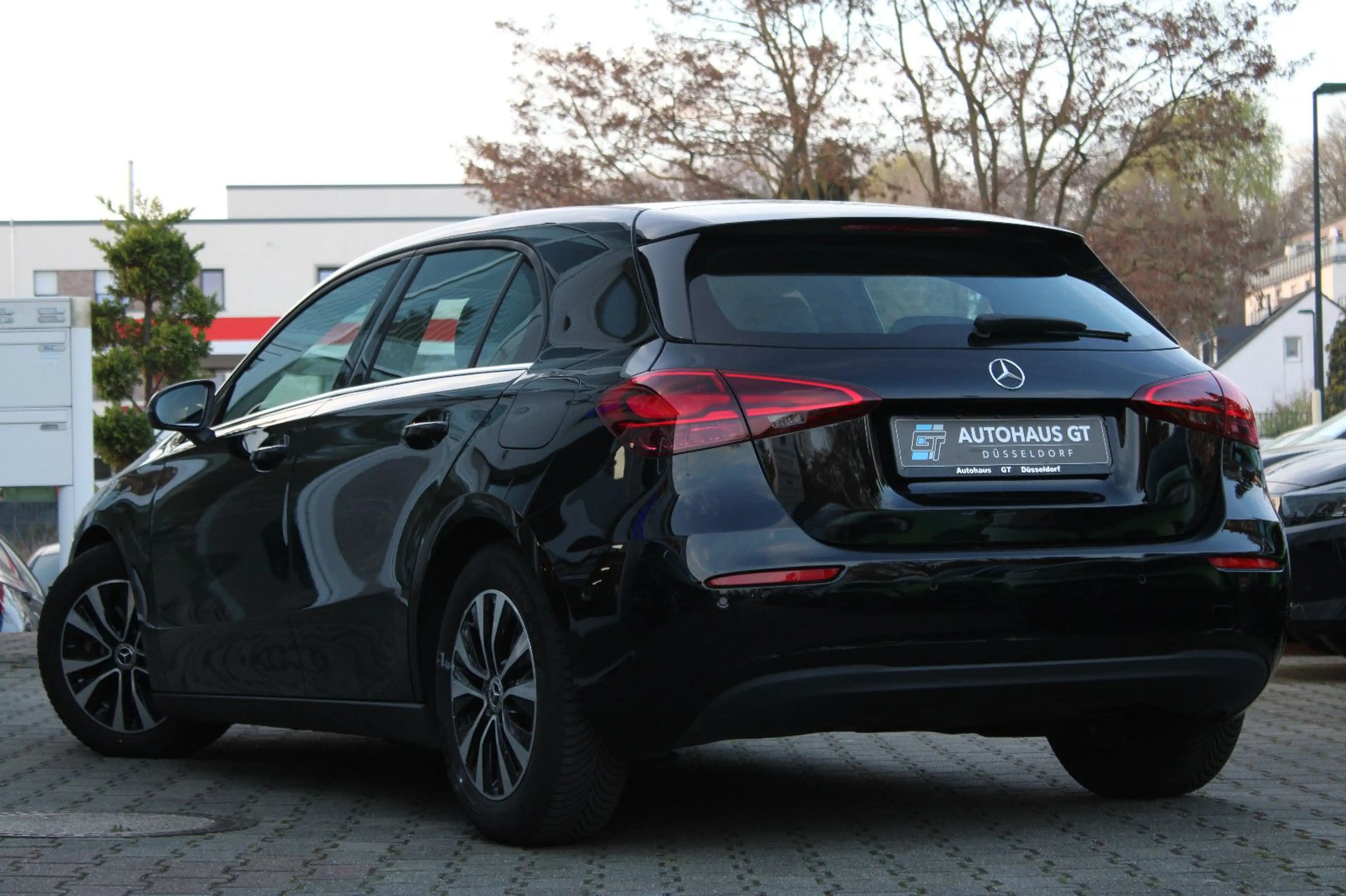 Mercedes-Benz A 200 d/DCT/Leder/Navi/Kamera/Sitzhzg/Tempomat — photo 2