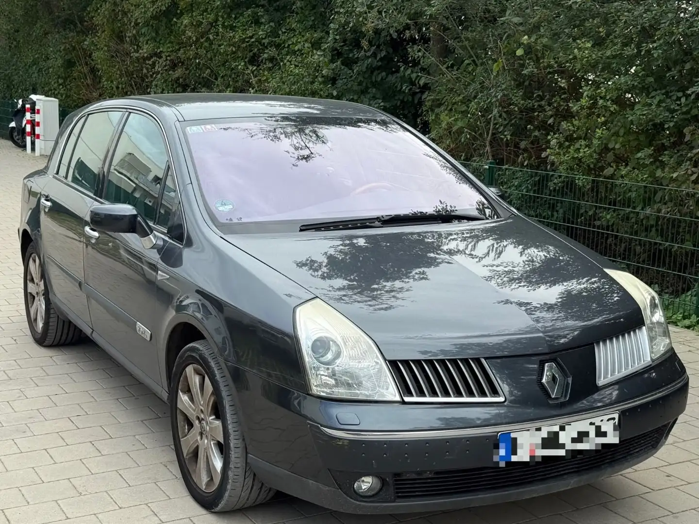 Renault Vel Satis Initiale 3.0 DCI V6 TÜV 02.2028 Grau - 1