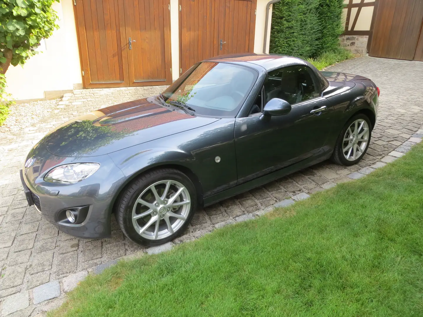 Mazda MX-5 MX-5 2.0 MZR Roadster Coupe Sports-Line Grau - 1