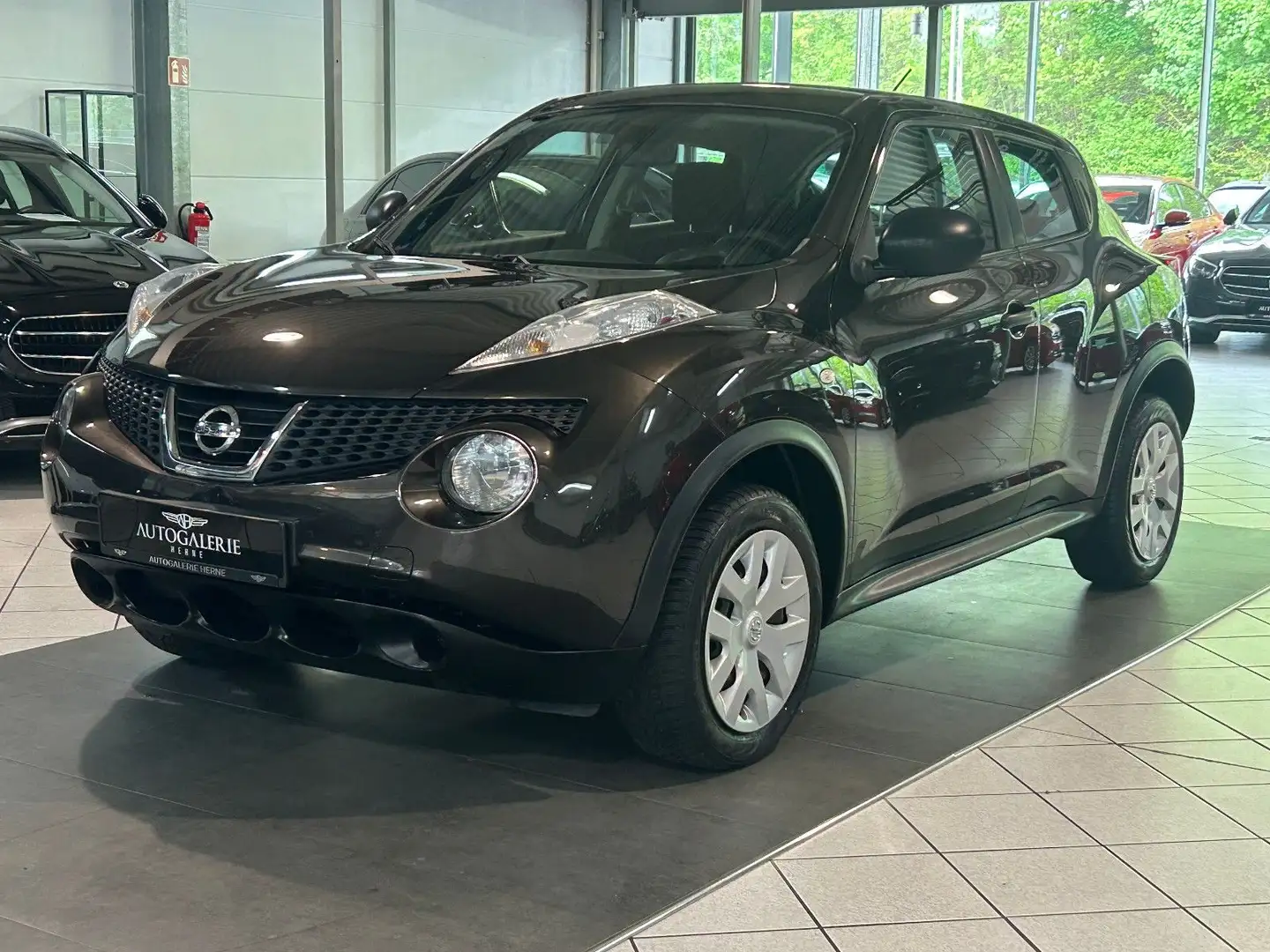 Nissan Juke Visia*2.HAND*UNFALLFREI*KLIMA Braun - 1