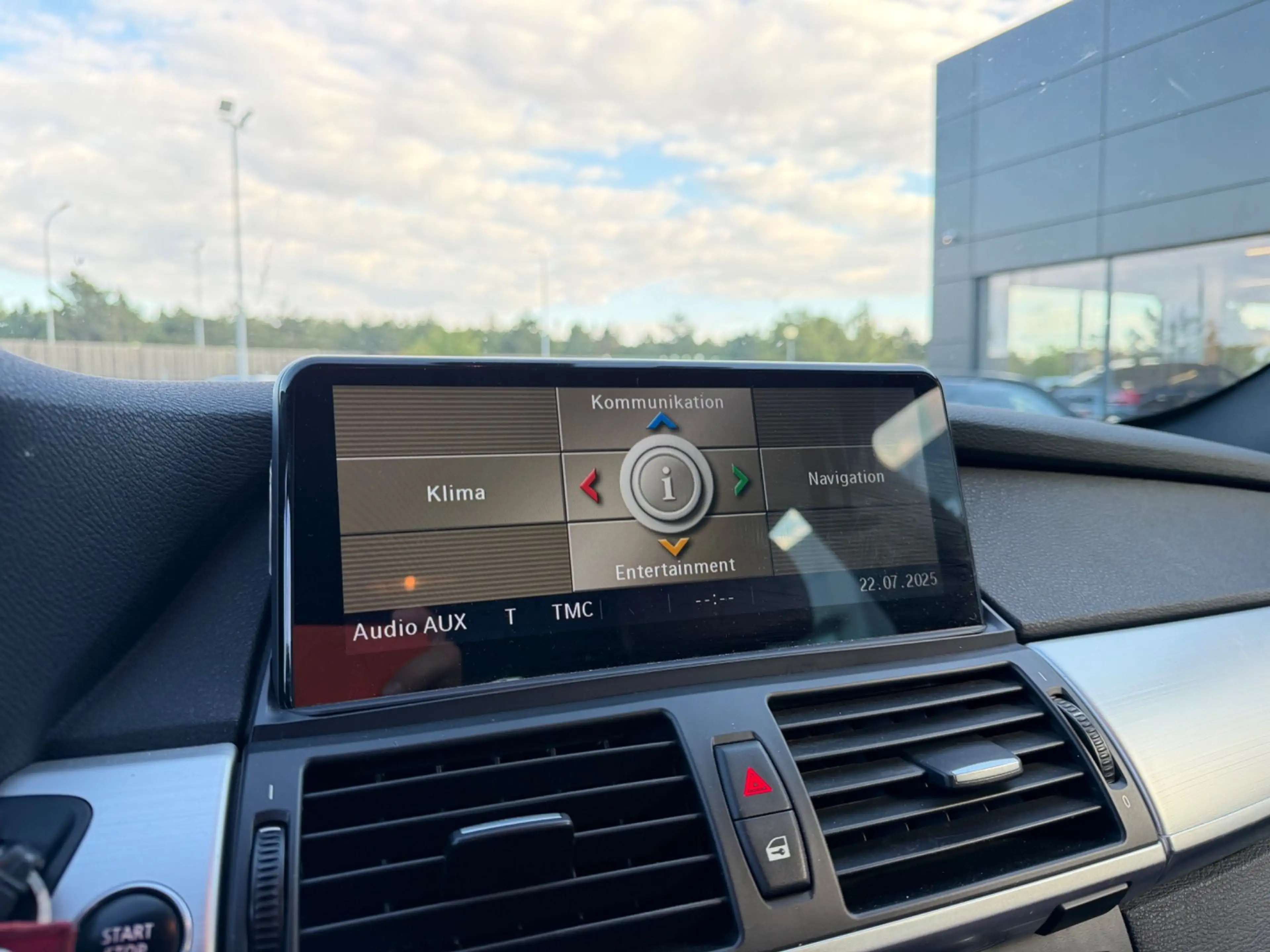 BMW X6 xDrive 35d — photo 9