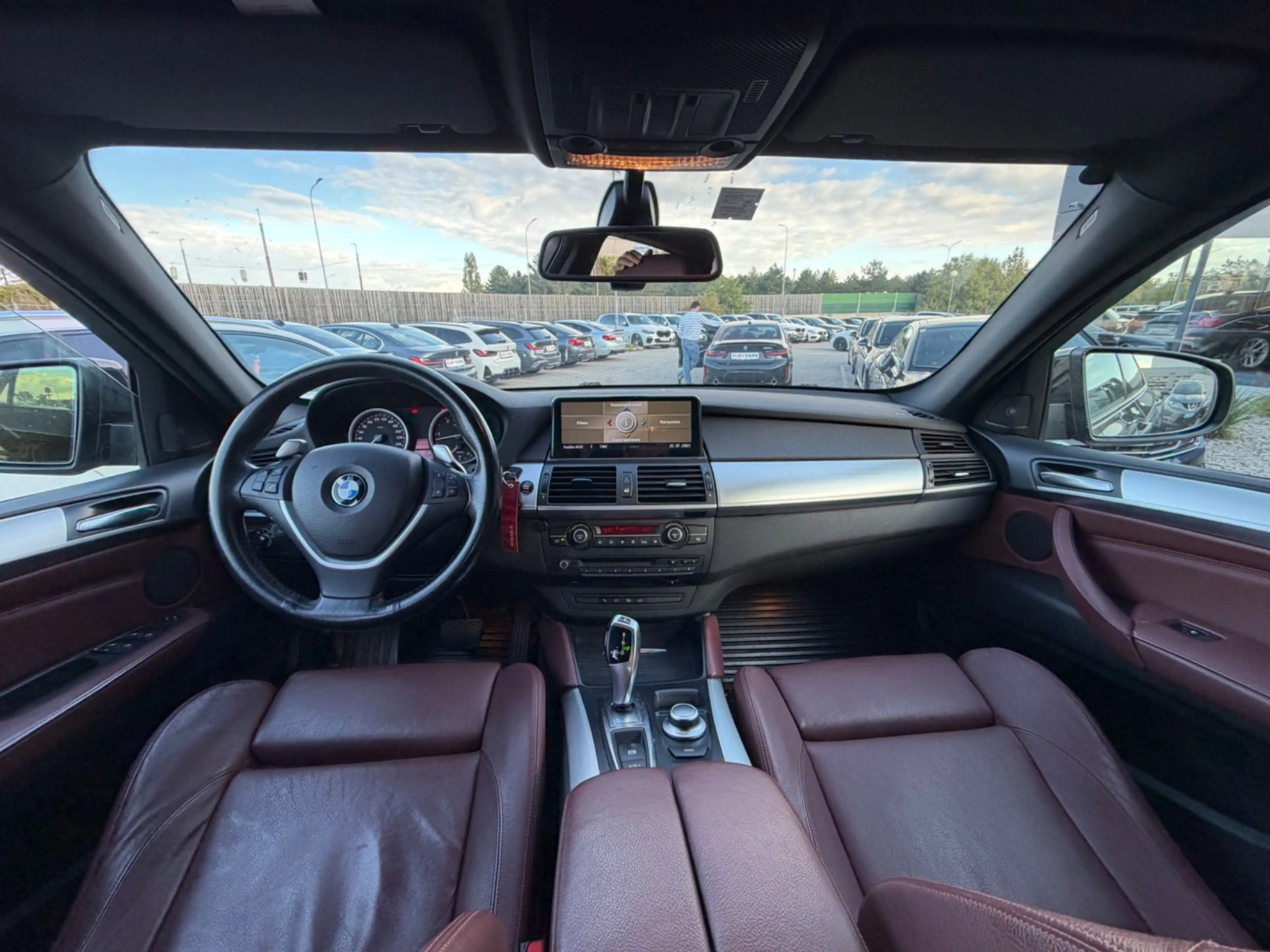 BMW X6 xDrive 35d — photo 11