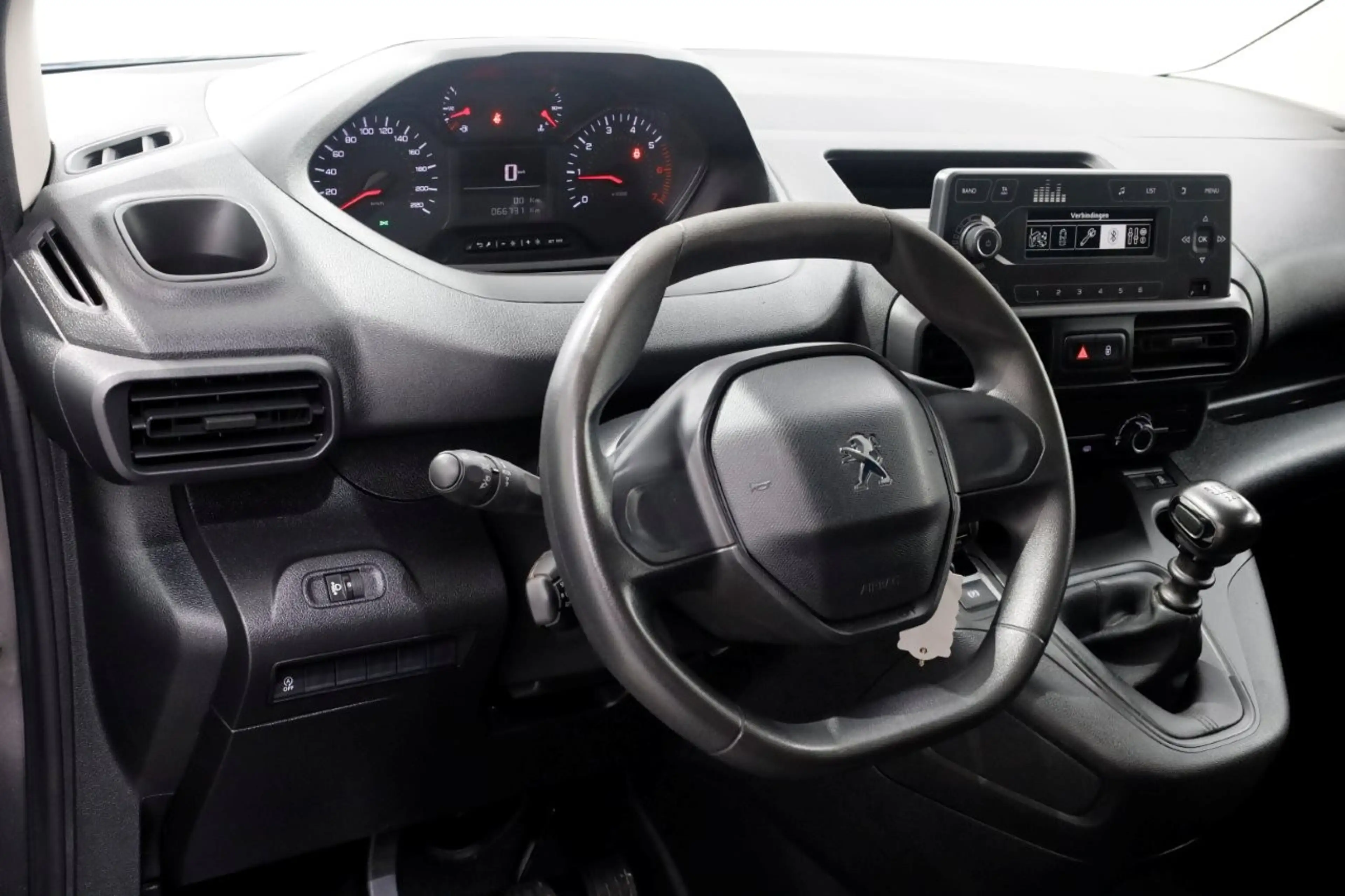 Peugeot Partner 1.2 PureTech 110pk Benzine Airco/3Pers. 05-2021 — photo 12