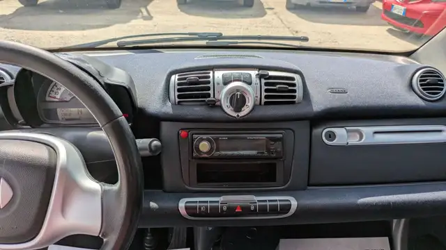 Smart Fortwo view 10