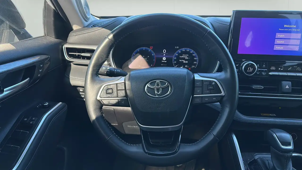 Toyota Highlander снимка Toyota Highlander