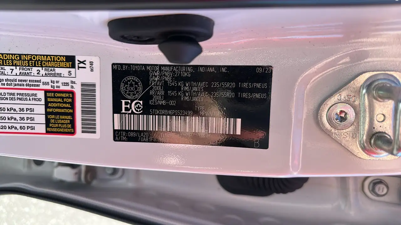 Toyota Highlander снимка Toyota Highlander