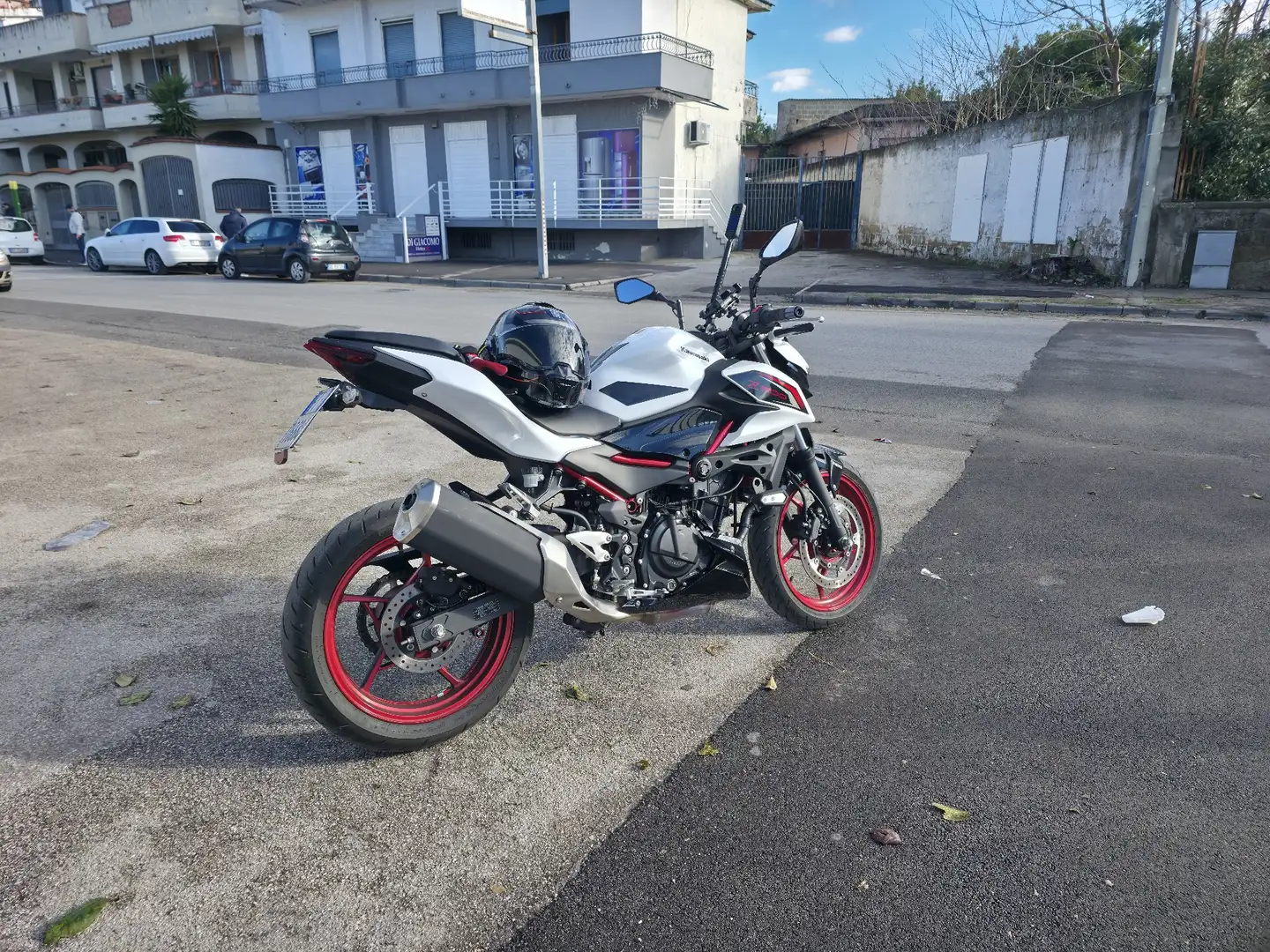 Kawasaki Z 500 SE Blanco - 2