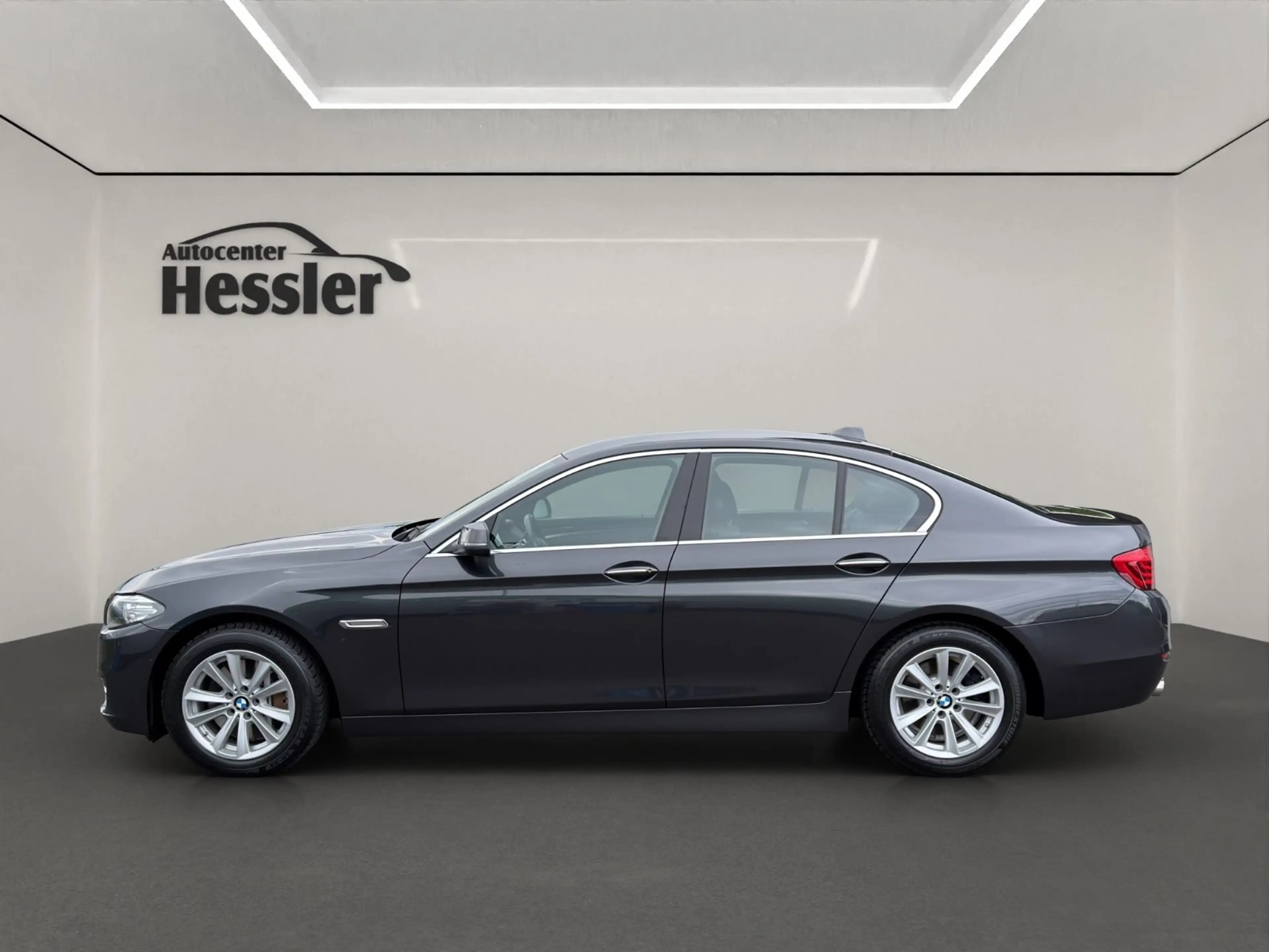 BMW 528 i xDrive F10*KLIMA*LED*360°KAMERA*NAVI*1.HD — photo 10