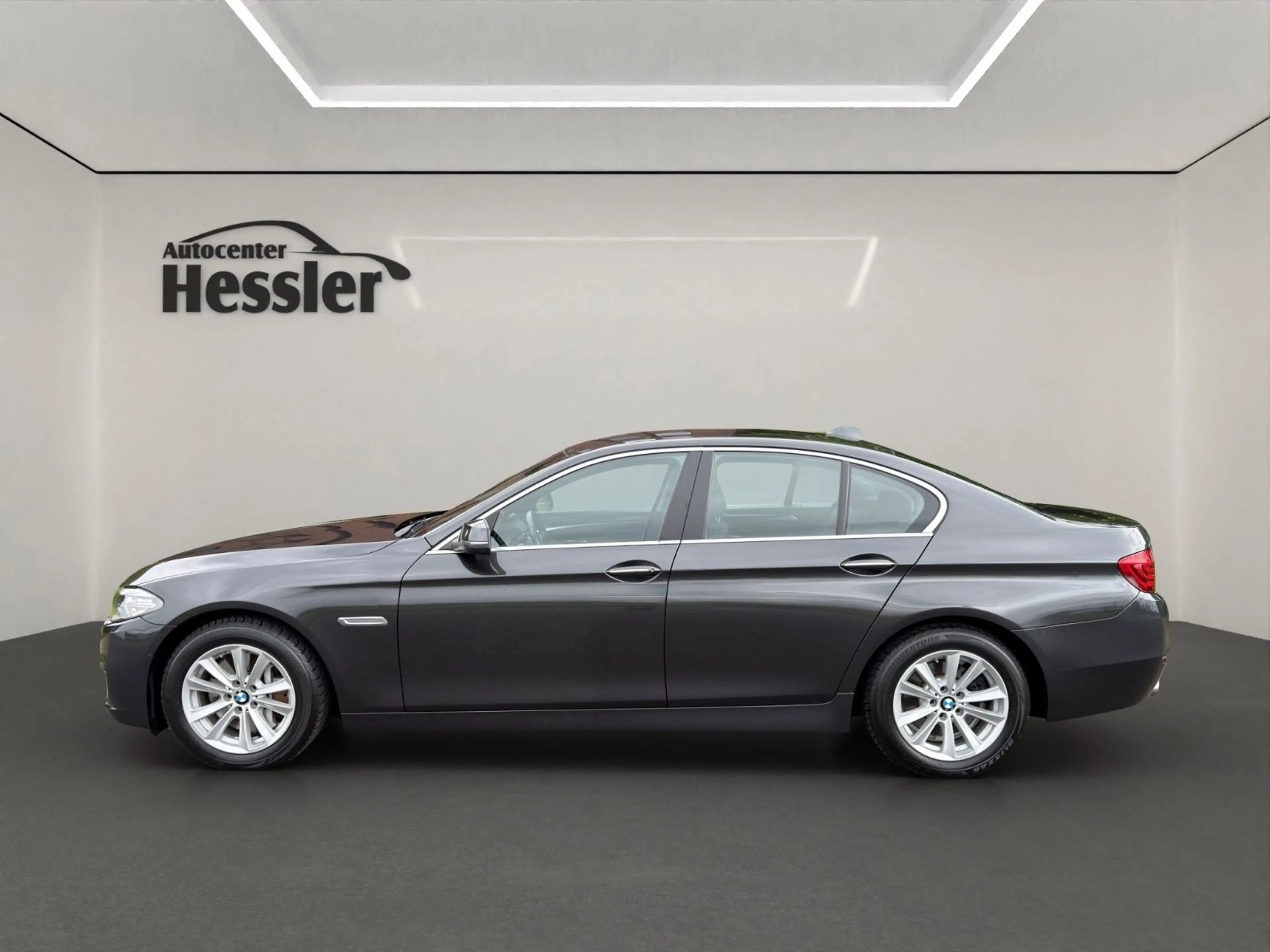 BMW 528 i xDrive F10*KLIMA*LED*360°KAMERA*NAVI*1.HD — photo 12